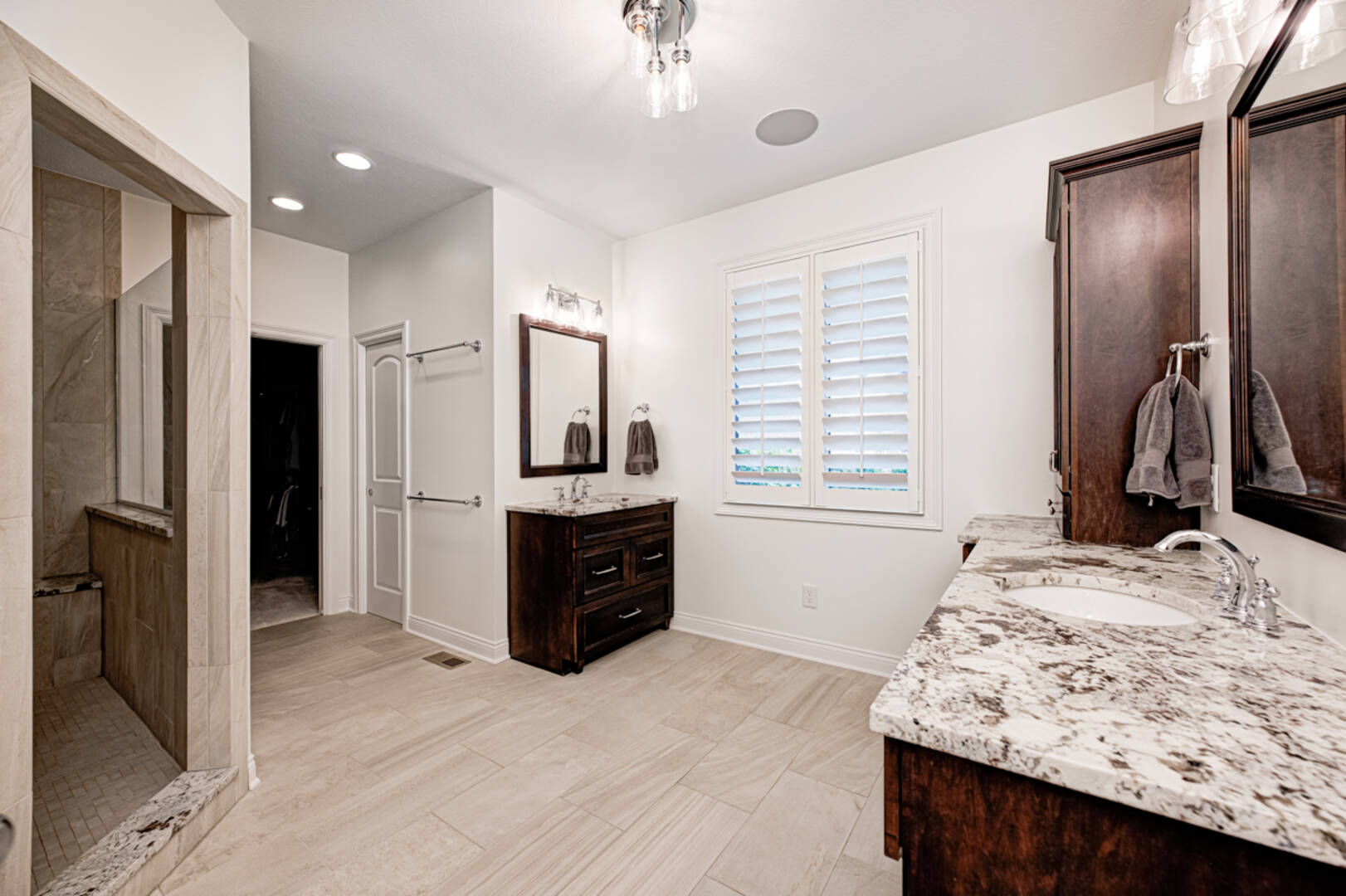 8905 Stonebriar Dr.,  Indianapolis, IN 46259