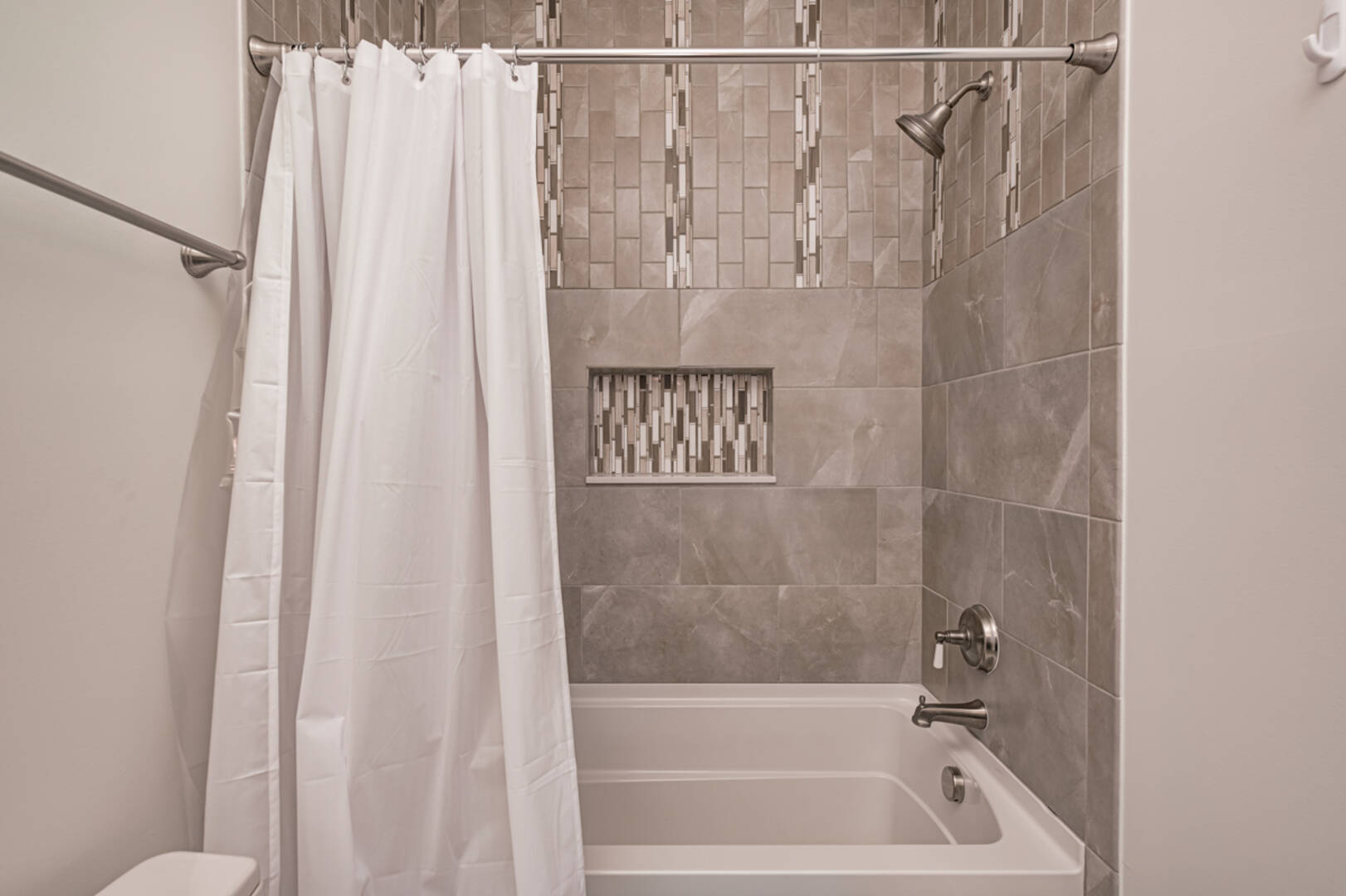 8905 Stonebriar Dr.,  Indianapolis, IN 46259