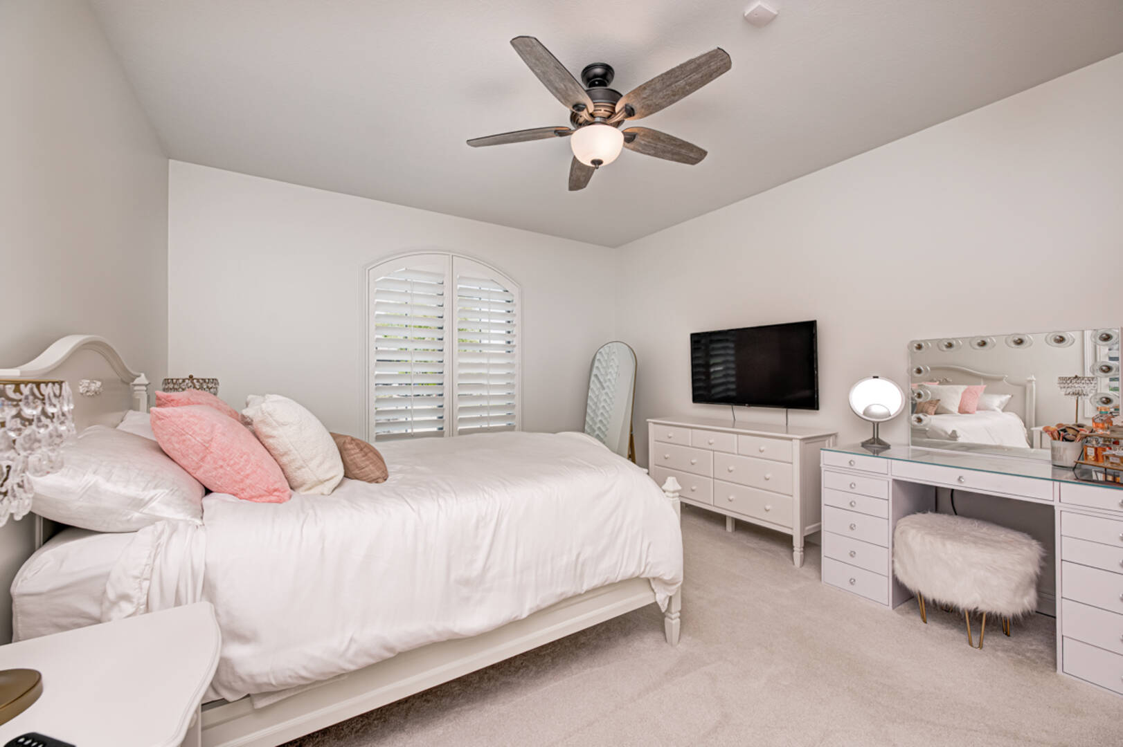 8905 Stonebriar Dr.,  Indianapolis, IN 46259