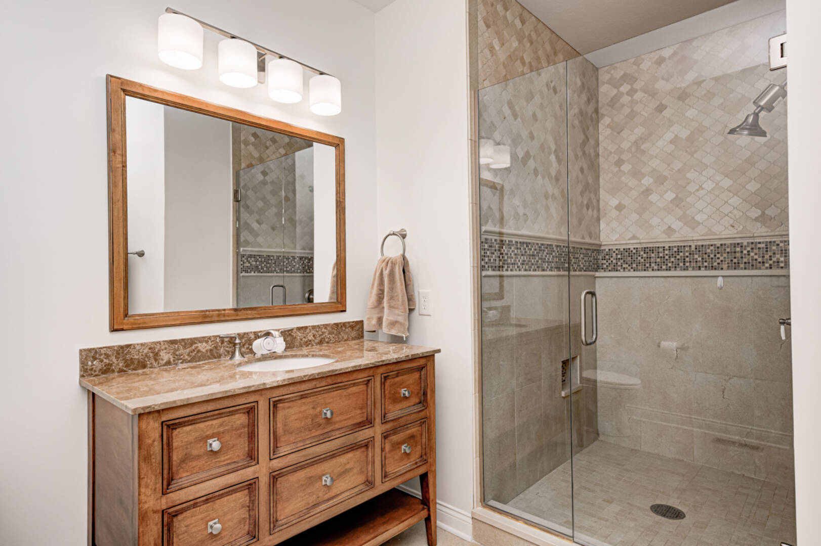 8905 Stonebriar Dr.,  Indianapolis, IN 46259