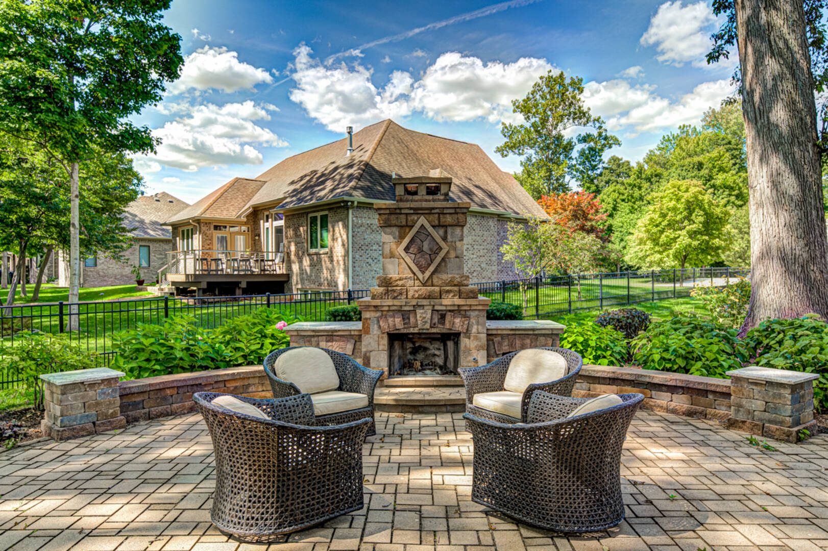 8905 Stonebriar Dr.,  Indianapolis, IN 46259
