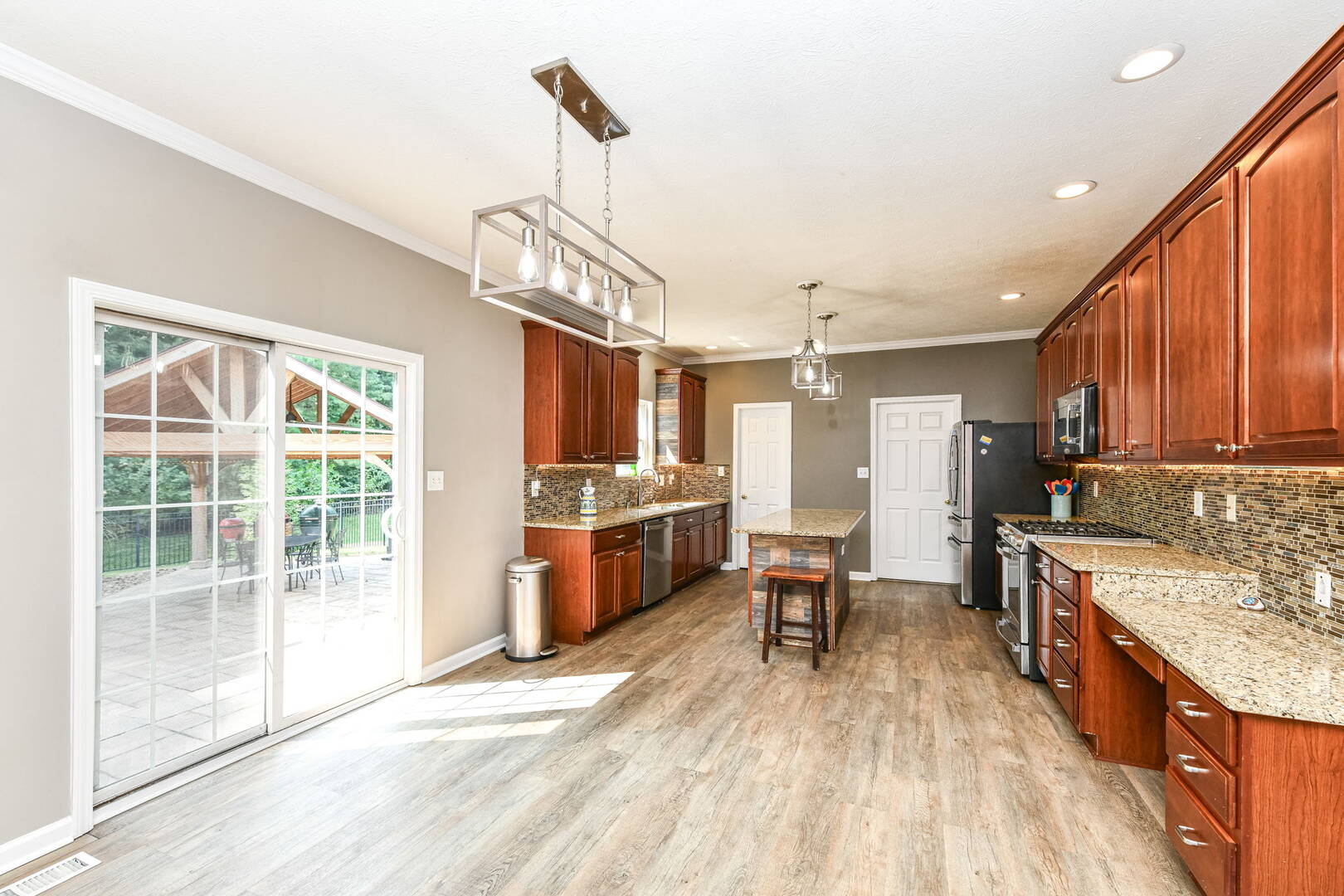 11791 Bills Ave Fishers, IN 46037