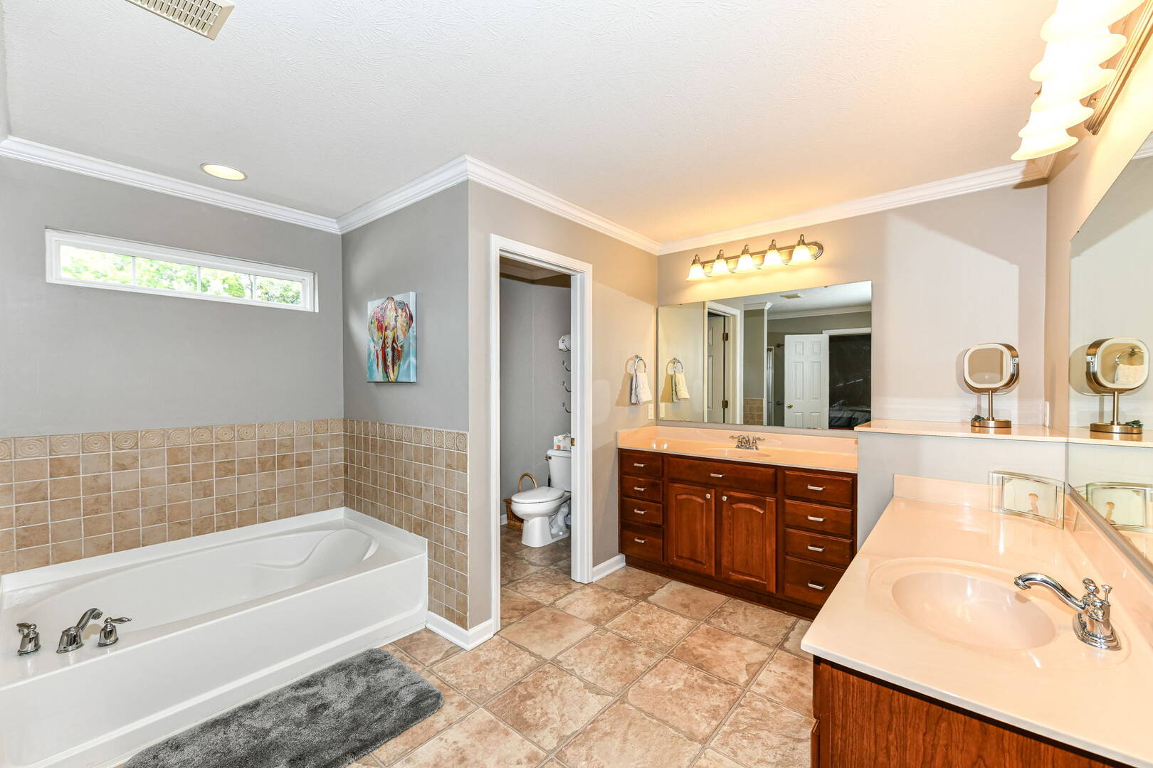 11791 Bills Ave Fishers, IN 46037