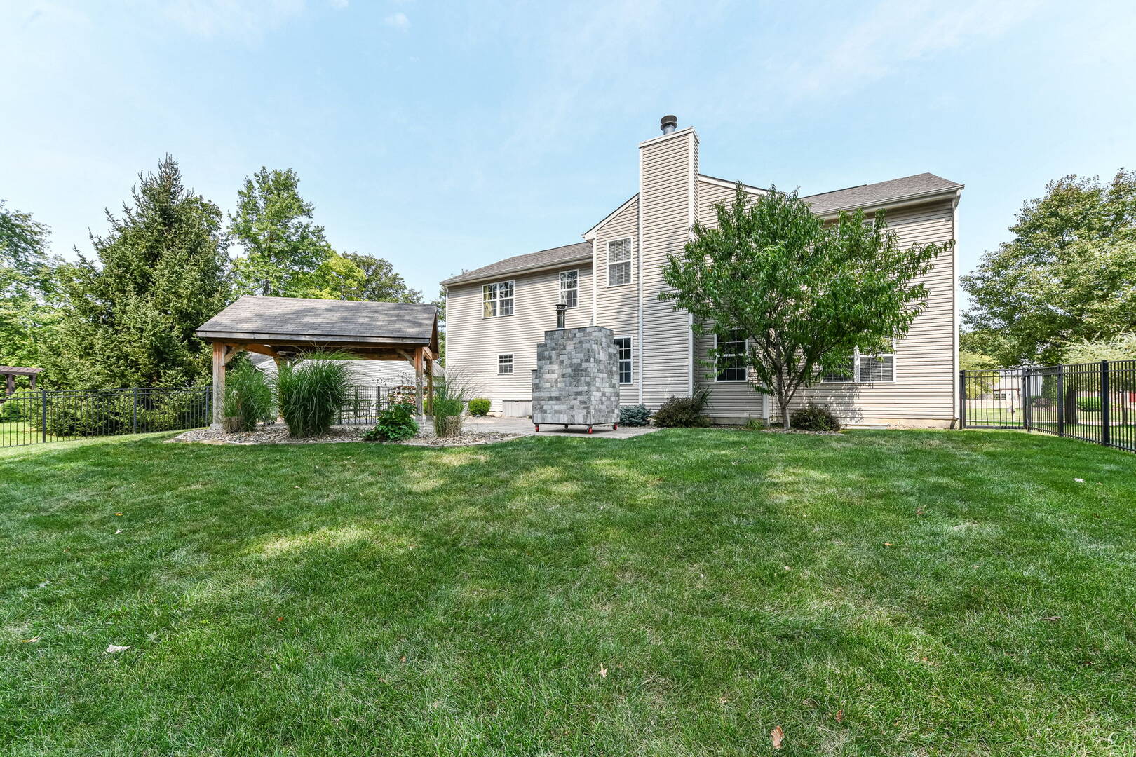 11791 Bills Ave Fishers, IN 46037