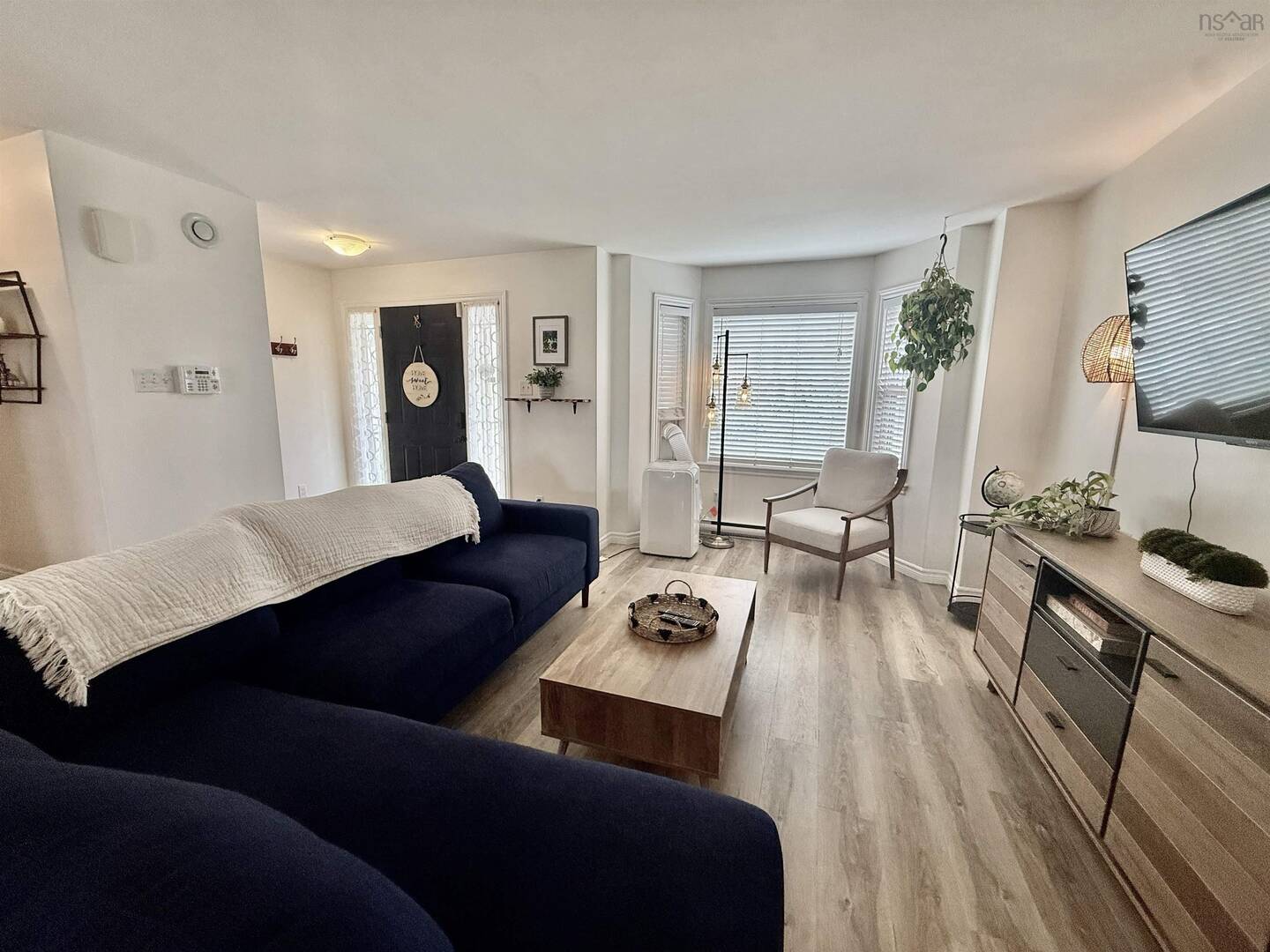 201 Nadia Dr Dartmouth, NS B3A0B1
