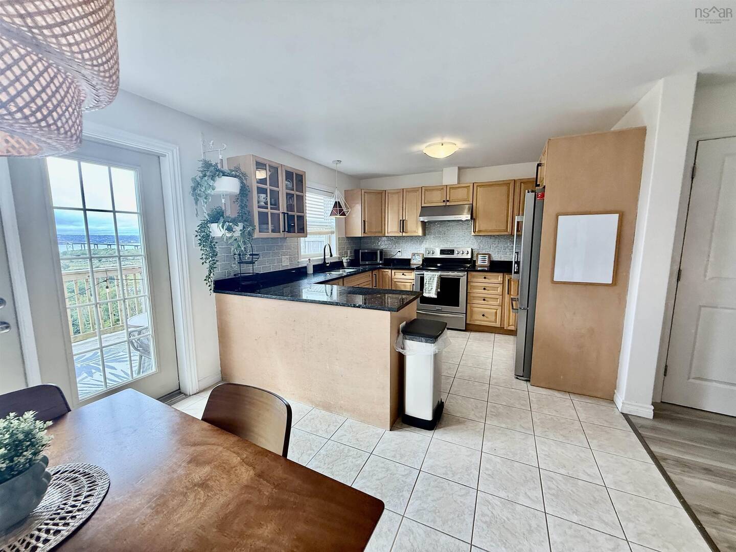 201 Nadia Dr Dartmouth, NS B3A0B1