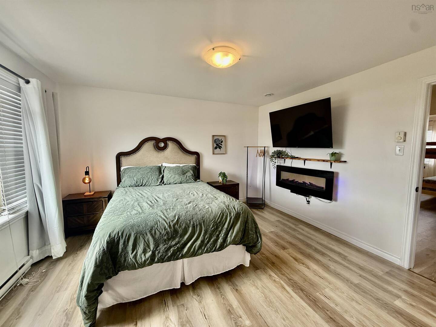 201 Nadia Dr Dartmouth, NS B3A0B1