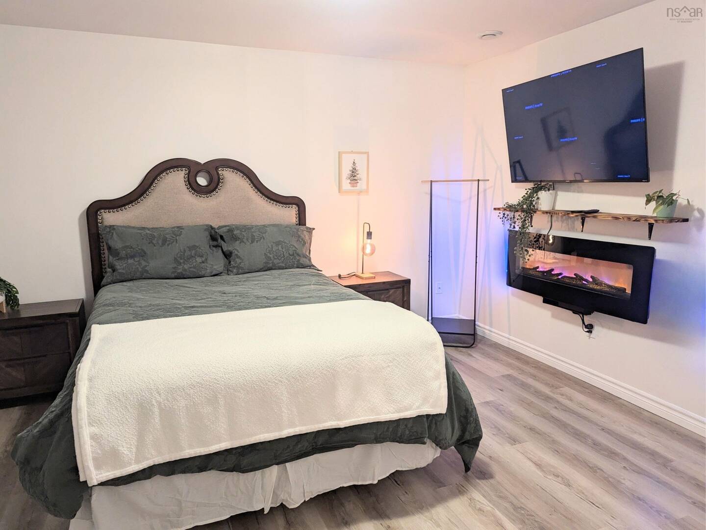 201 Nadia Dr Dartmouth, NS B3A0B1