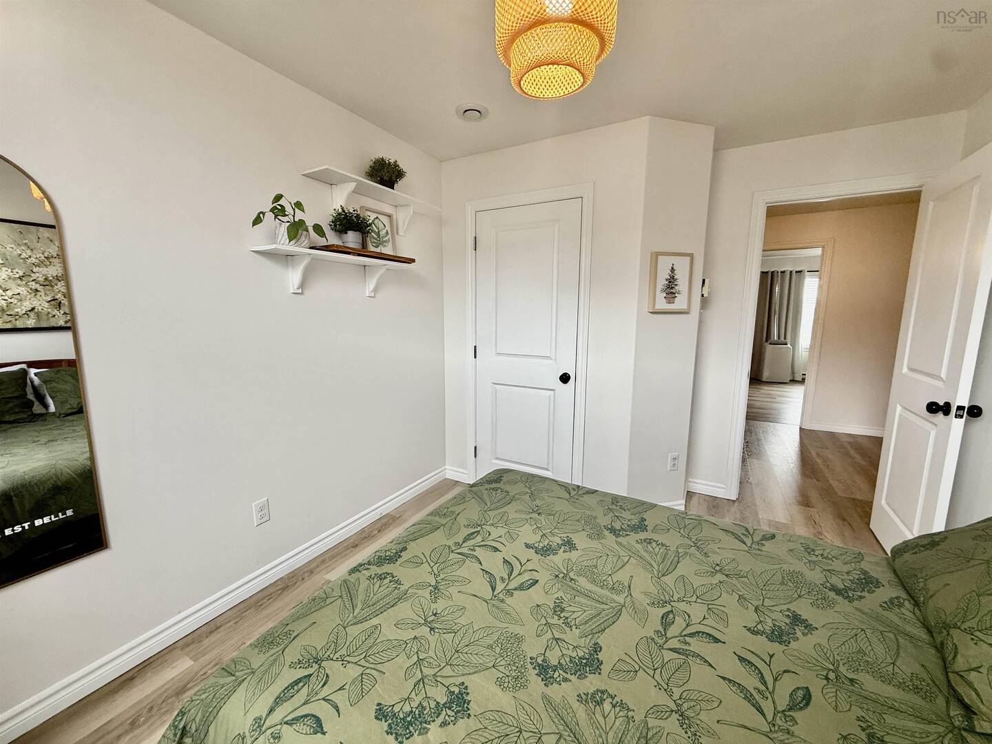 201 Nadia Dr Dartmouth, NS B3A0B1