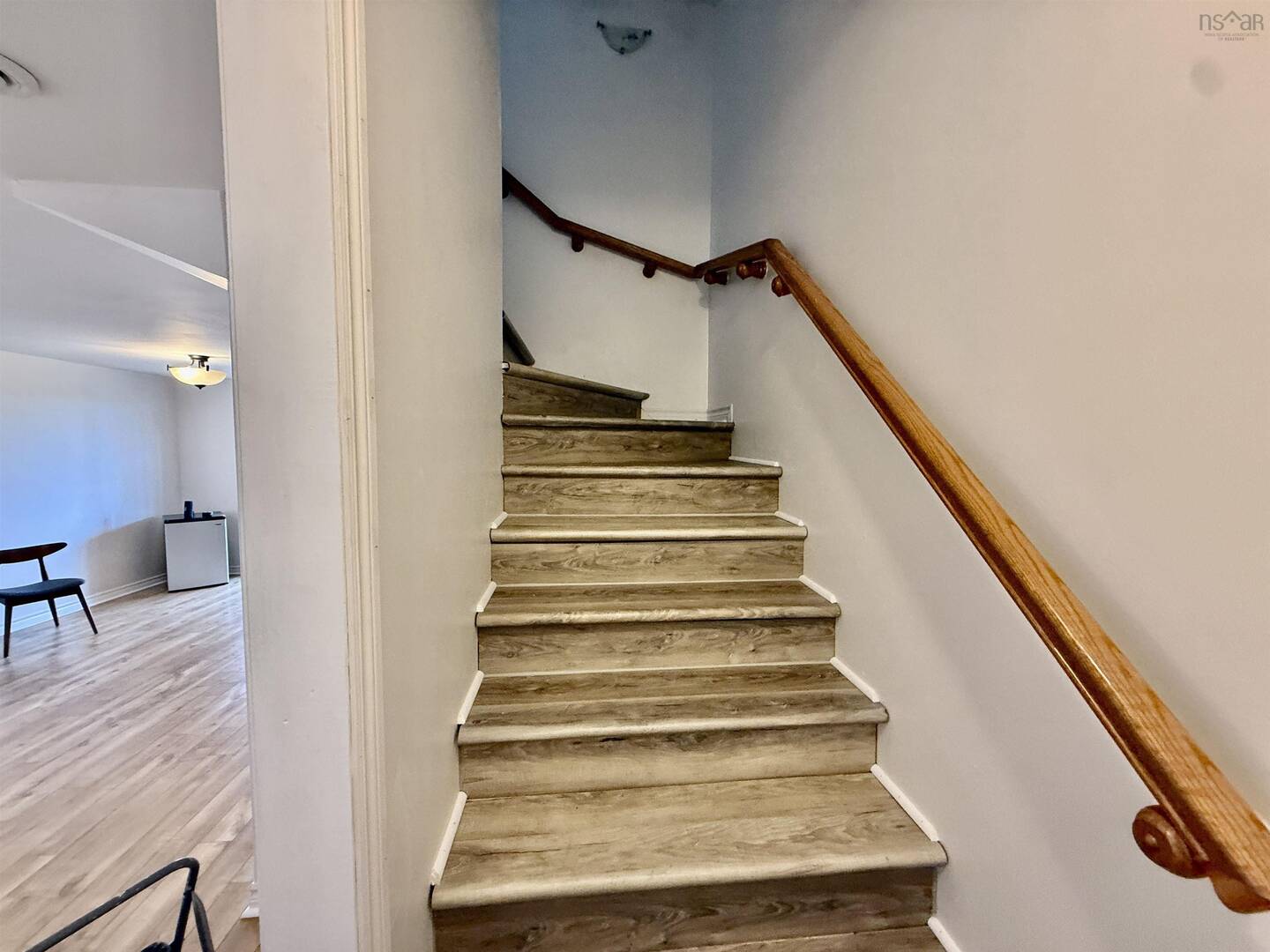 201 Nadia Dr Dartmouth, NS B3A0B1