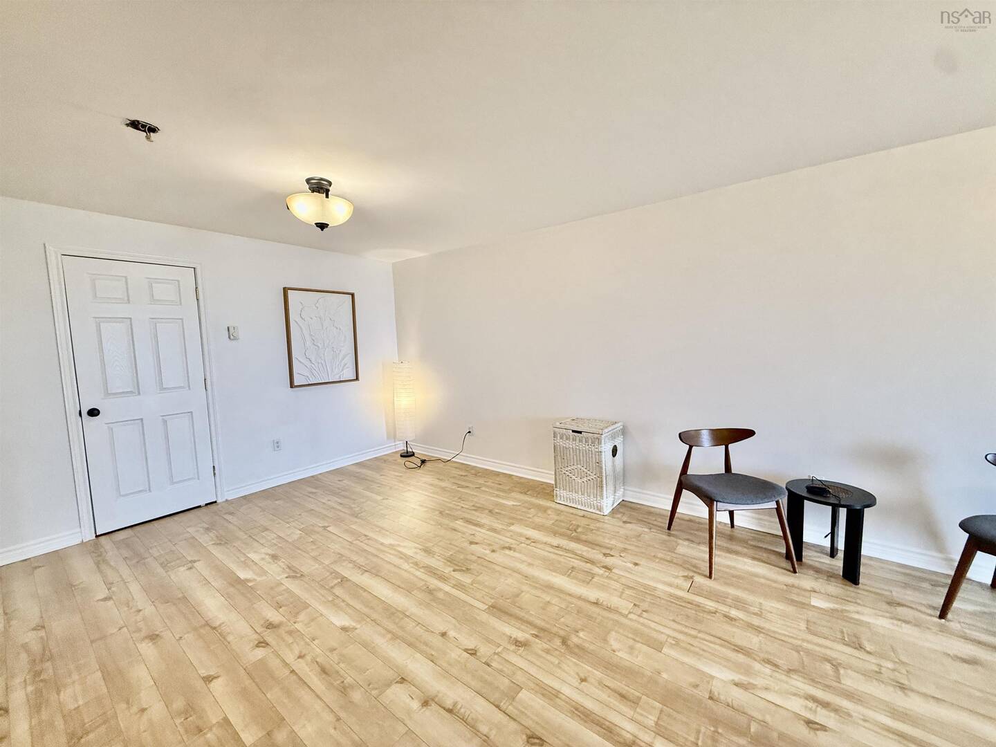 201 Nadia Dr Dartmouth, NS B3A0B1