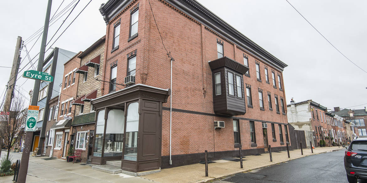 Brivity 526 E Girard Ave Philadelphia, PA 19125