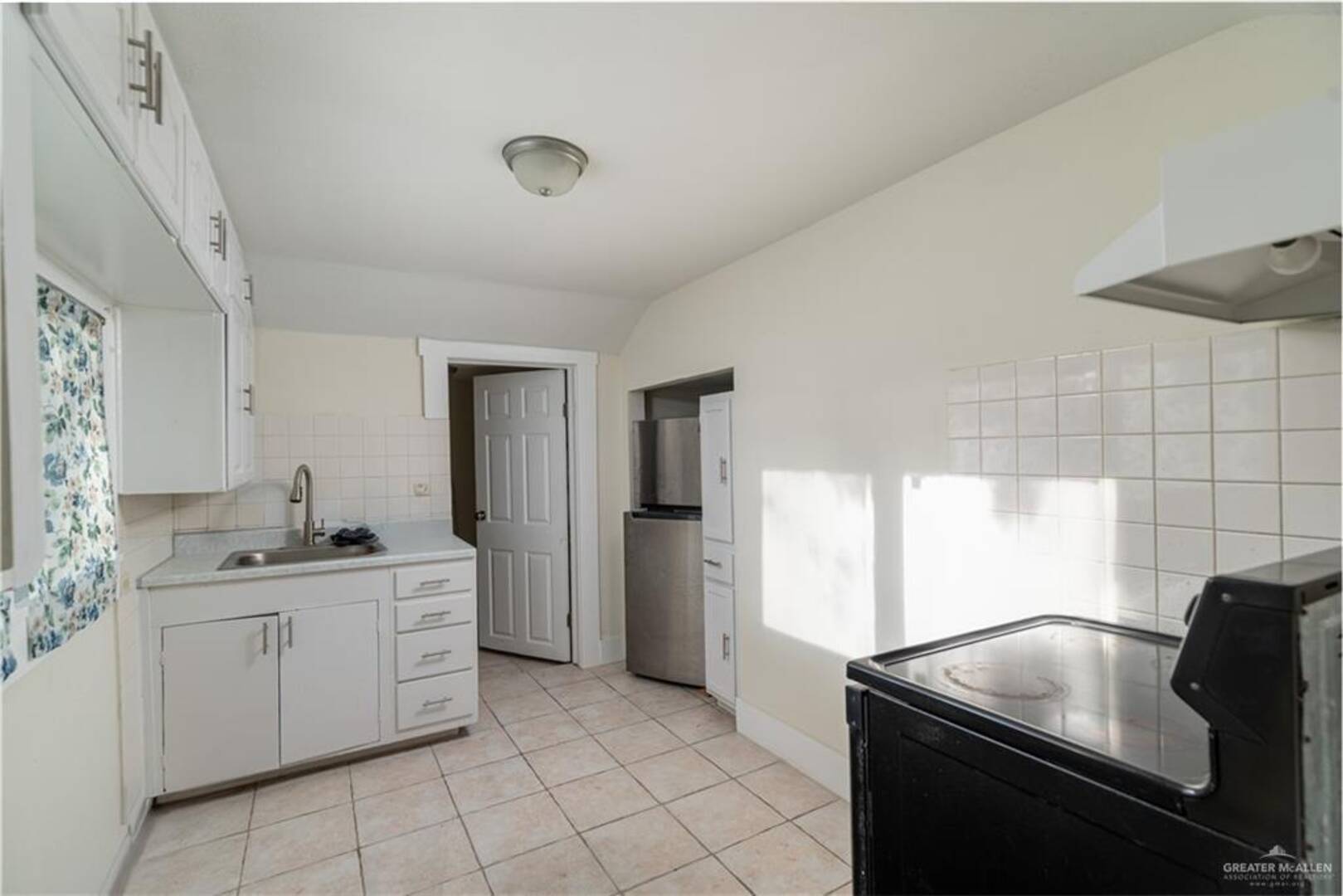 417 E Verbena Ave La Feria, TX 78559