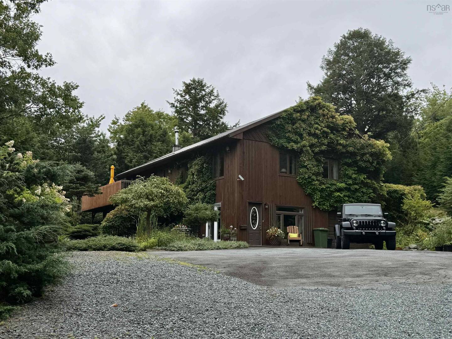 797 Cobequid Rd Lower Sackville, NS B4C4A2