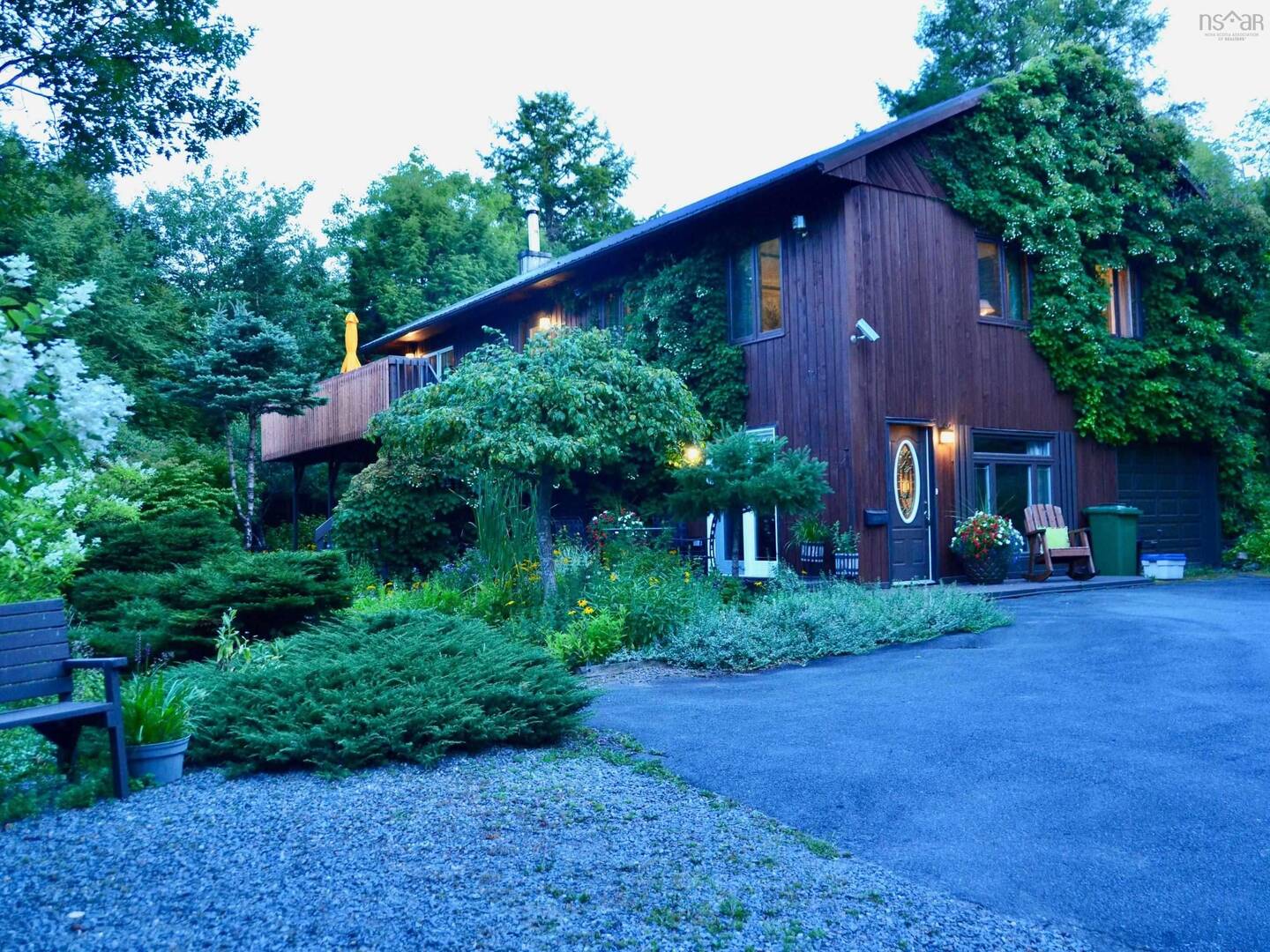 797 Cobequid Rd Lower Sackville, NS B4C4A2