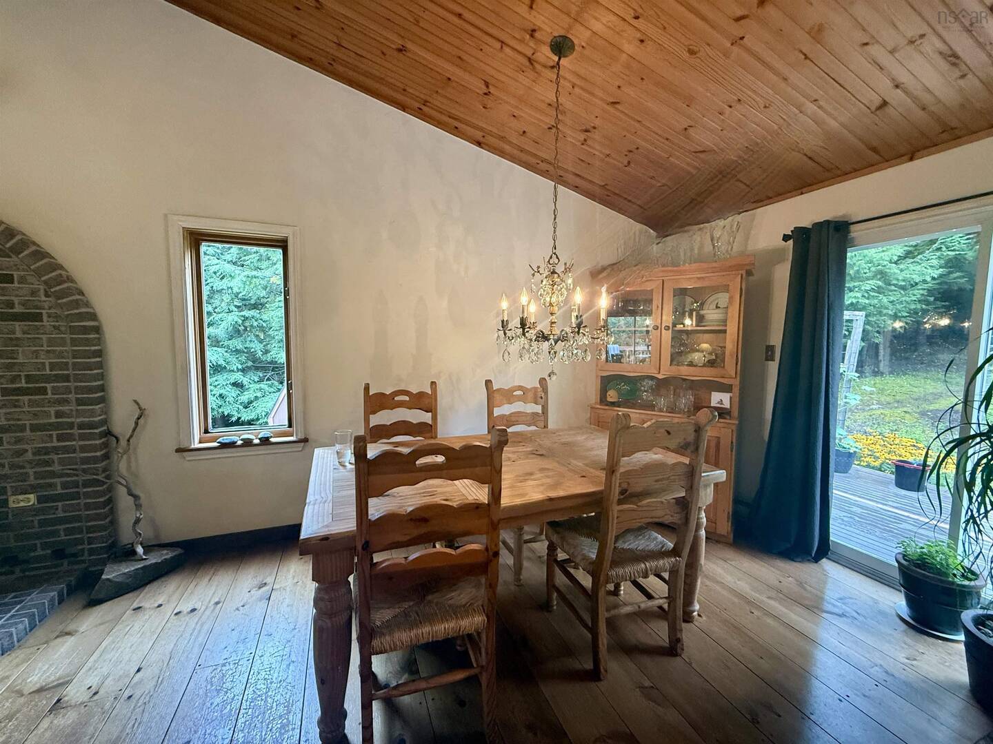 797 Cobequid Rd Lower Sackville, NS B4C4A2