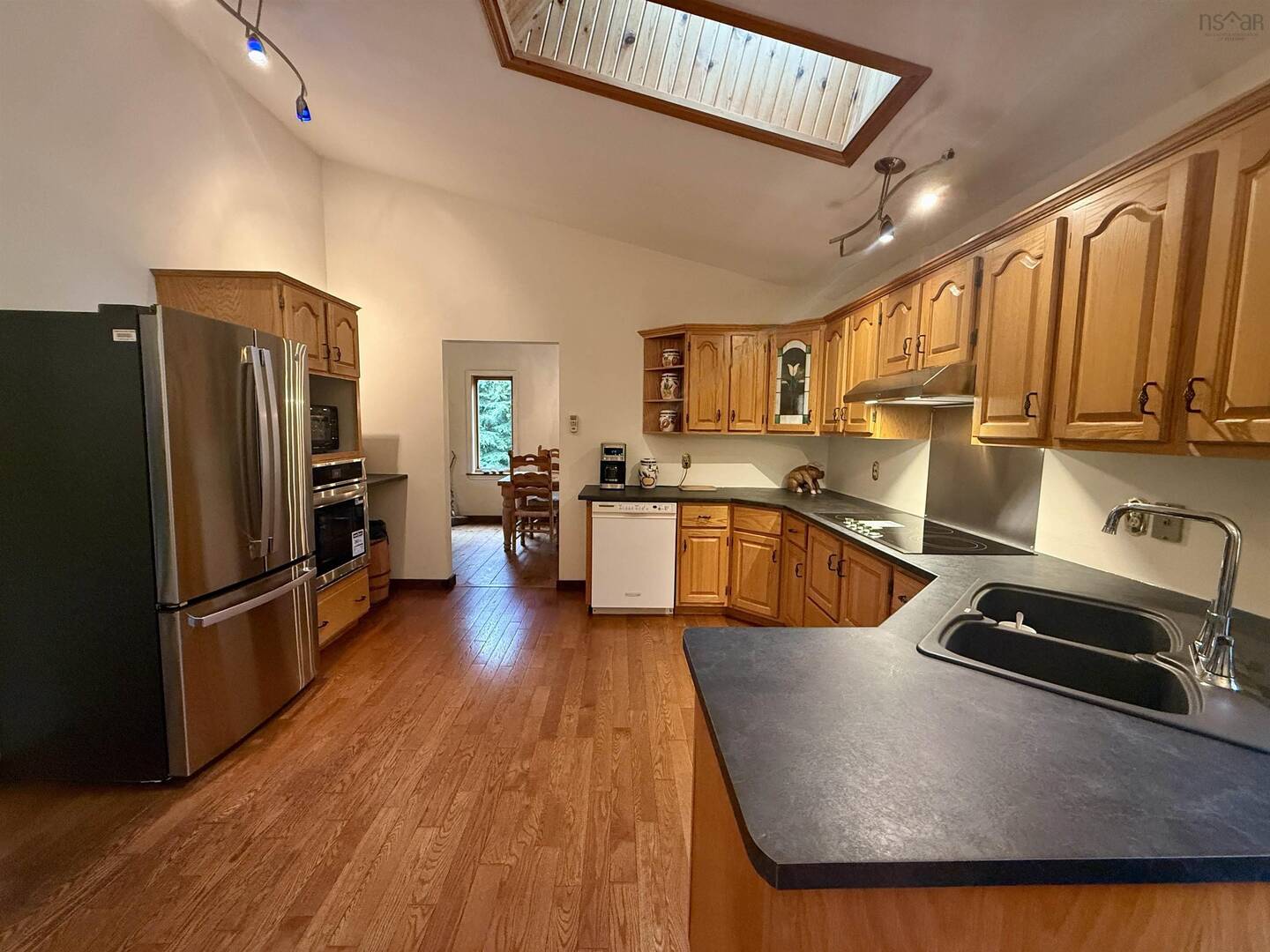 797 Cobequid Rd Lower Sackville, NS B4C4A2
