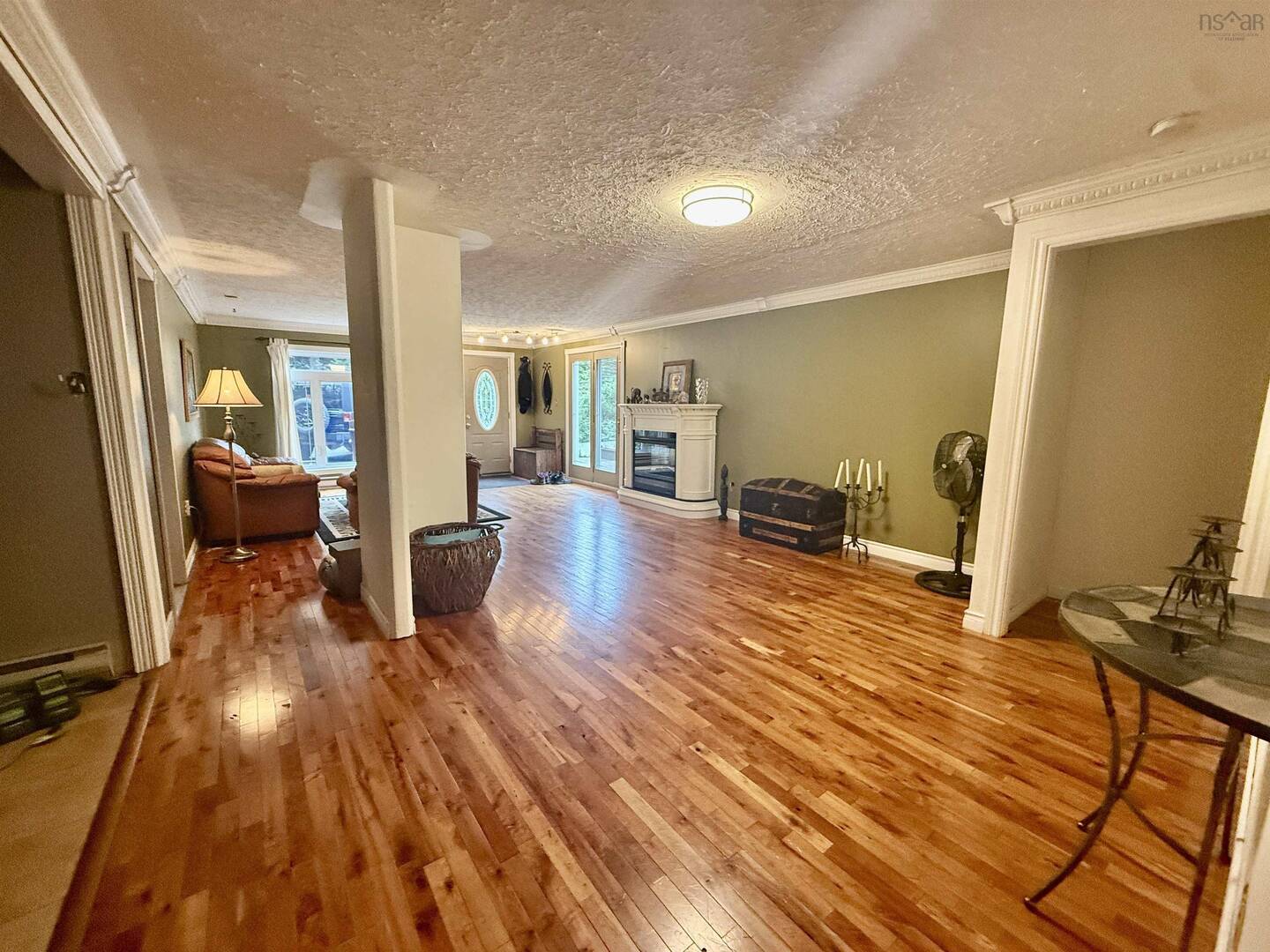 797 Cobequid Rd Lower Sackville, NS B4C4A2