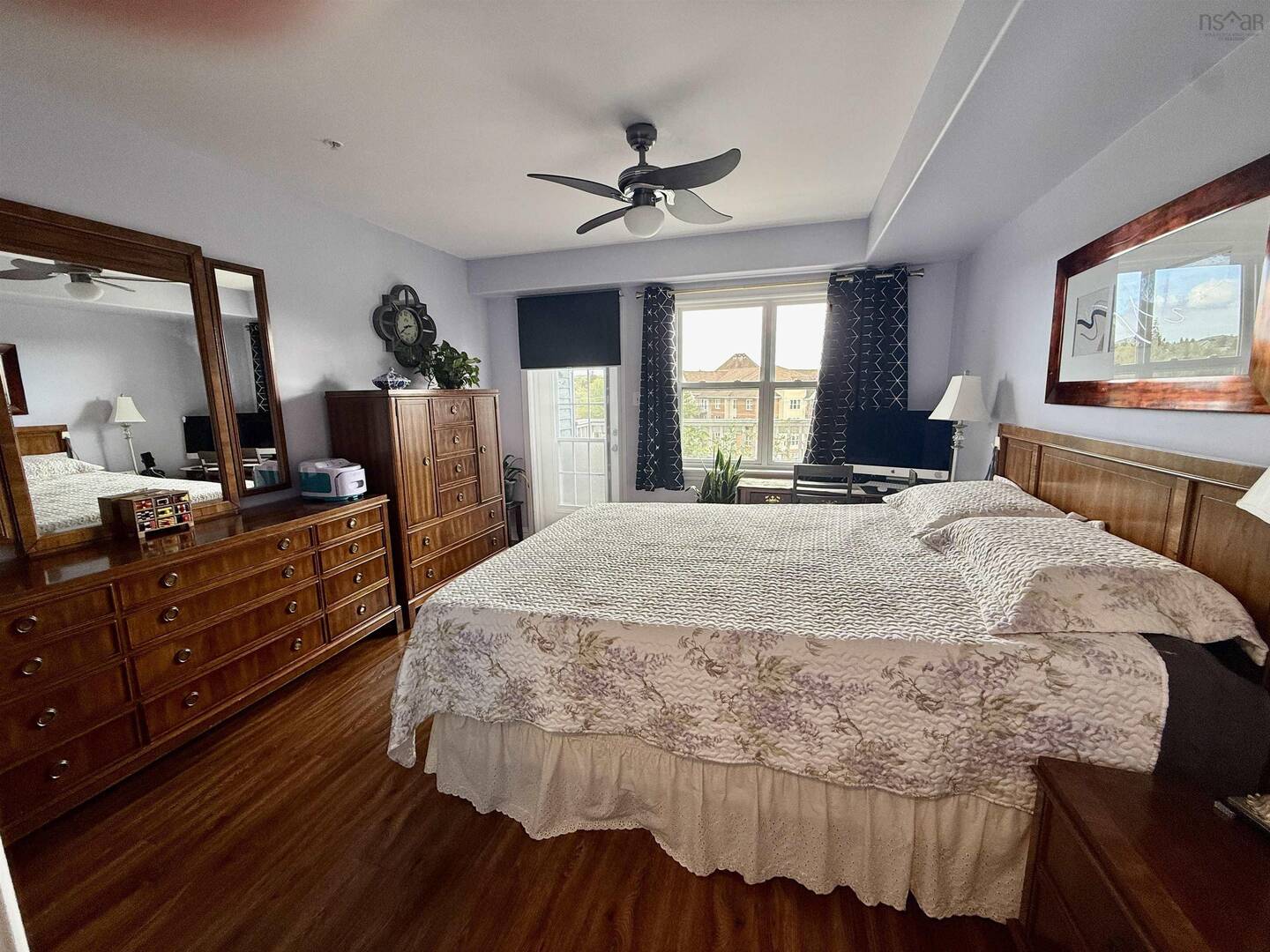 411 512 Parkland Dr Halifax, NS B3S1N1