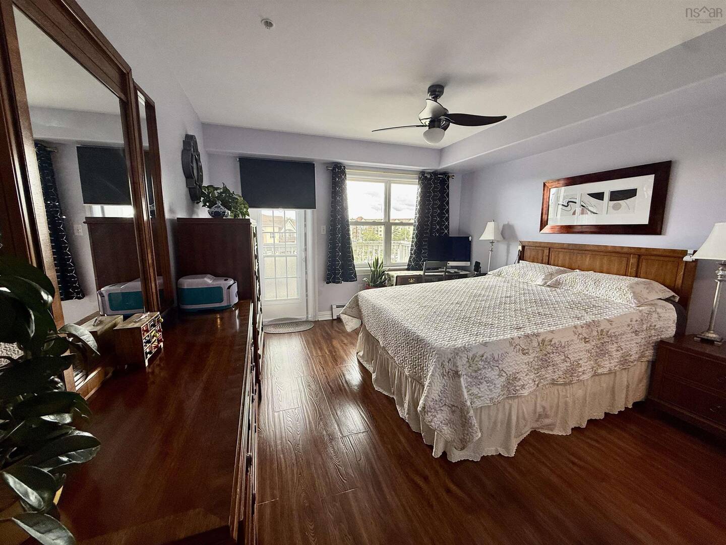 411 512 Parkland Dr Halifax, NS B3S1N1