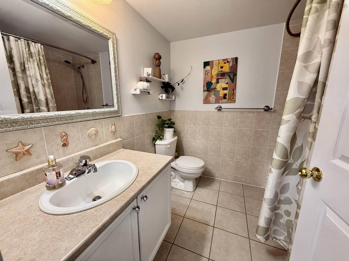 411 512 Parkland Dr Halifax, NS B3S1N1