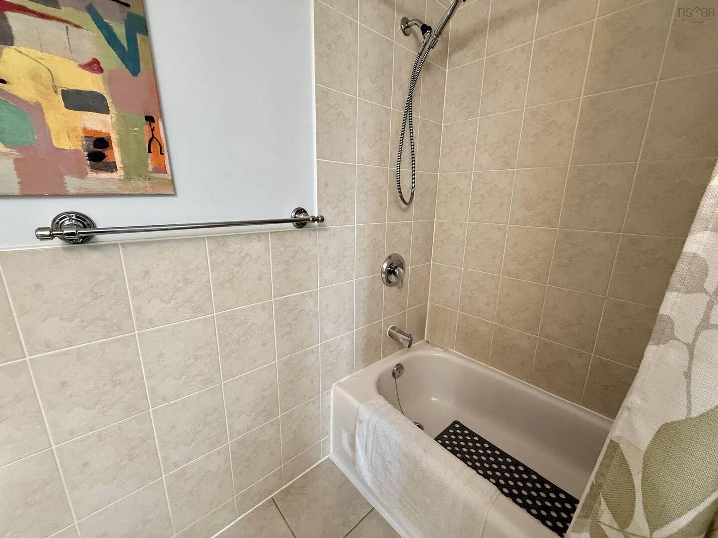 411 512 Parkland Dr Halifax, NS B3S1N1