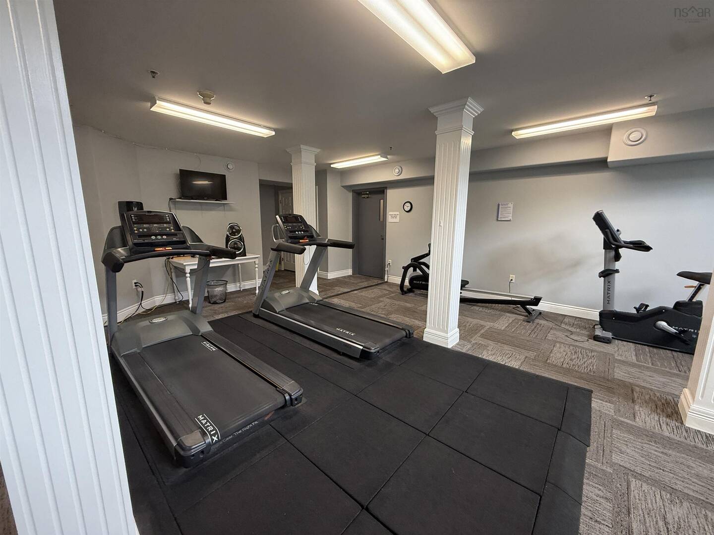 411 512 Parkland Dr Halifax, NS B3S1N1