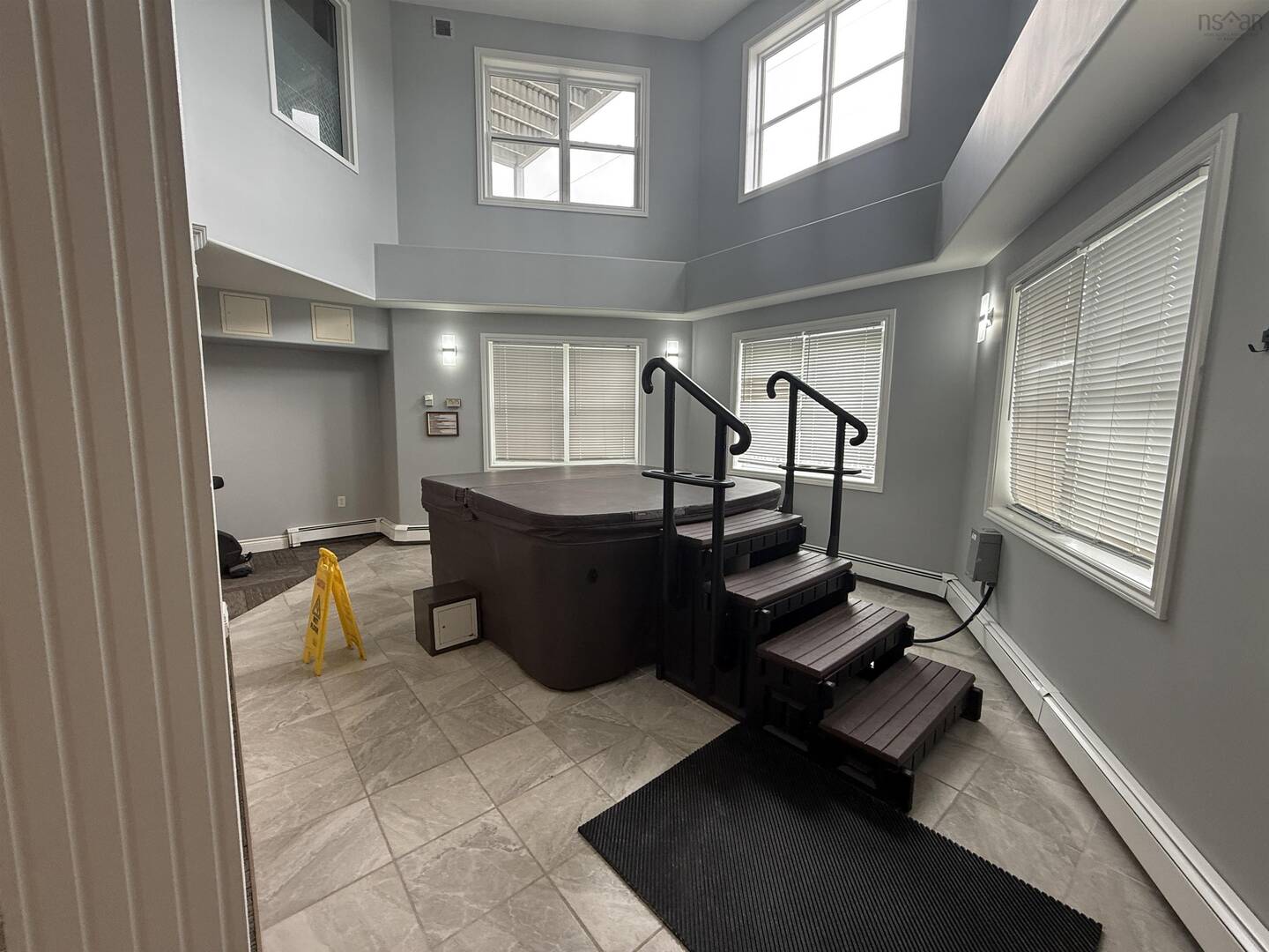 411 512 Parkland Dr Halifax, NS B3S1N1