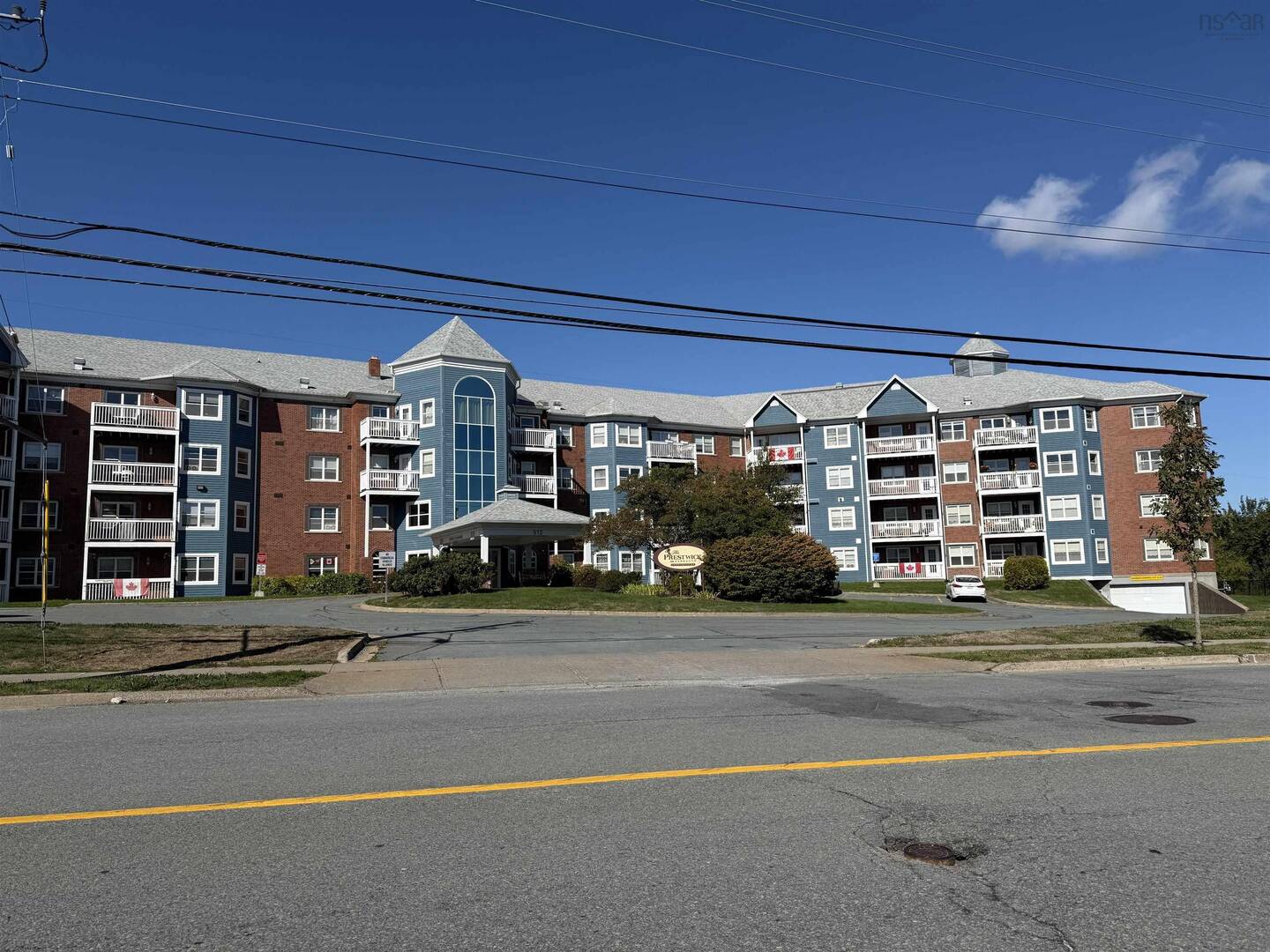 411 512 Parkland Dr Halifax, NS B3S1N1
