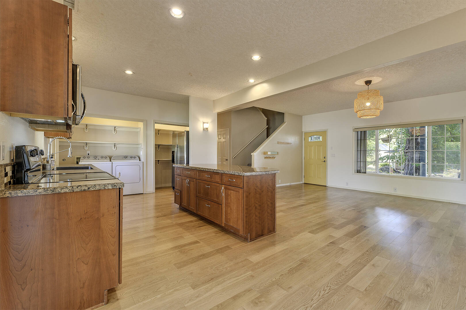6675 NE Birch St Hillsboro, OR 97124