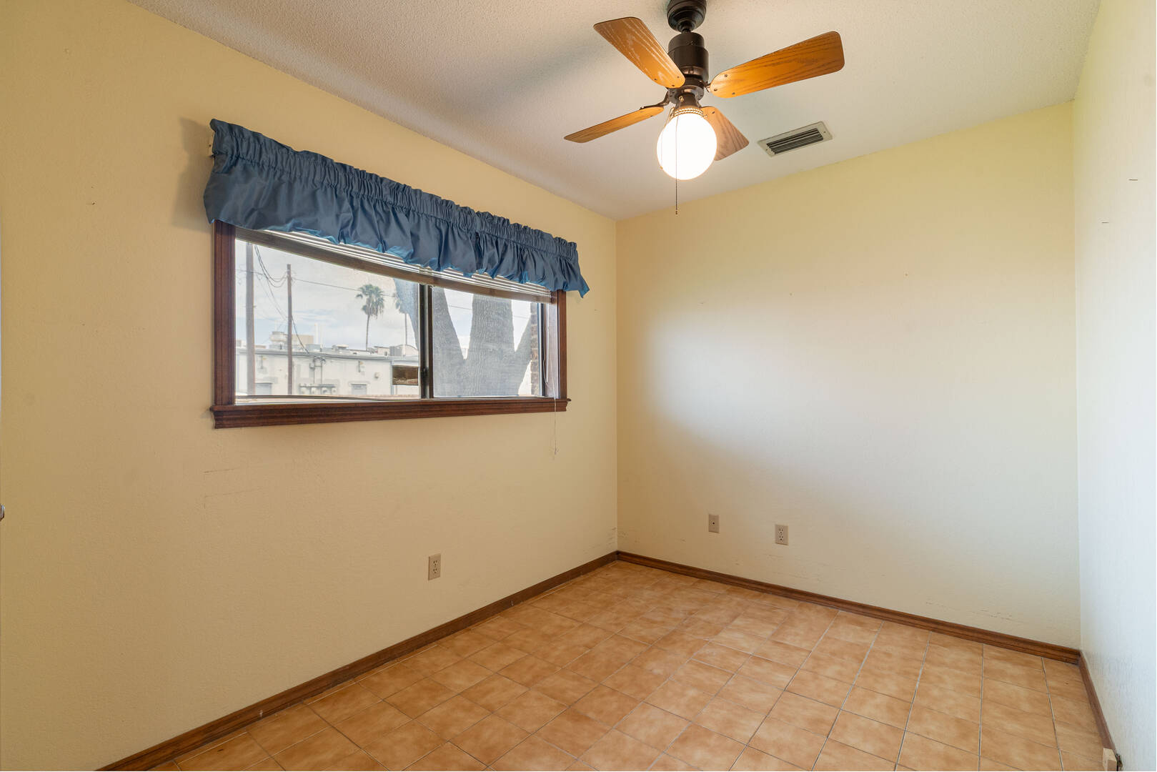 1100 Xanthisma Ave McAllen, TX 78504