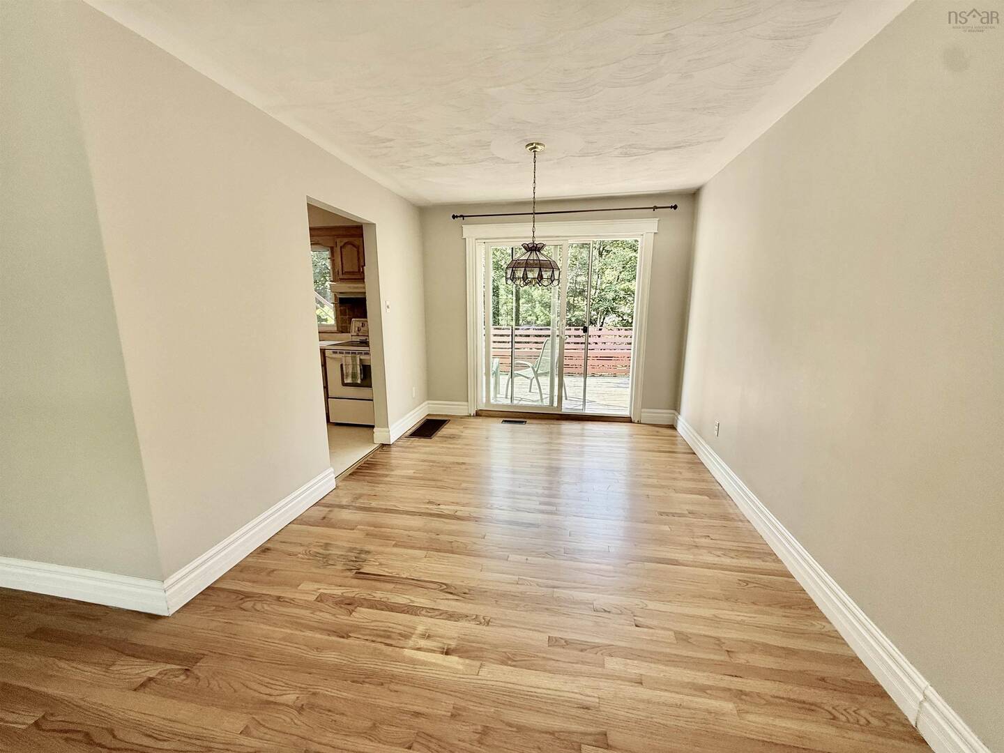 2 Laurentian Dr Halifax, NS B3M3G3