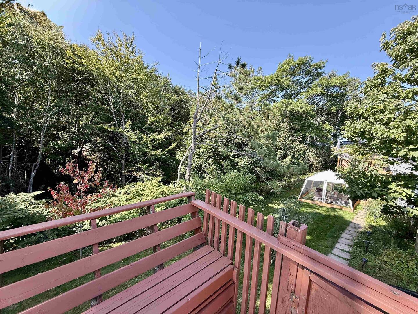 2 Laurentian Dr Halifax, NS B3M3G3