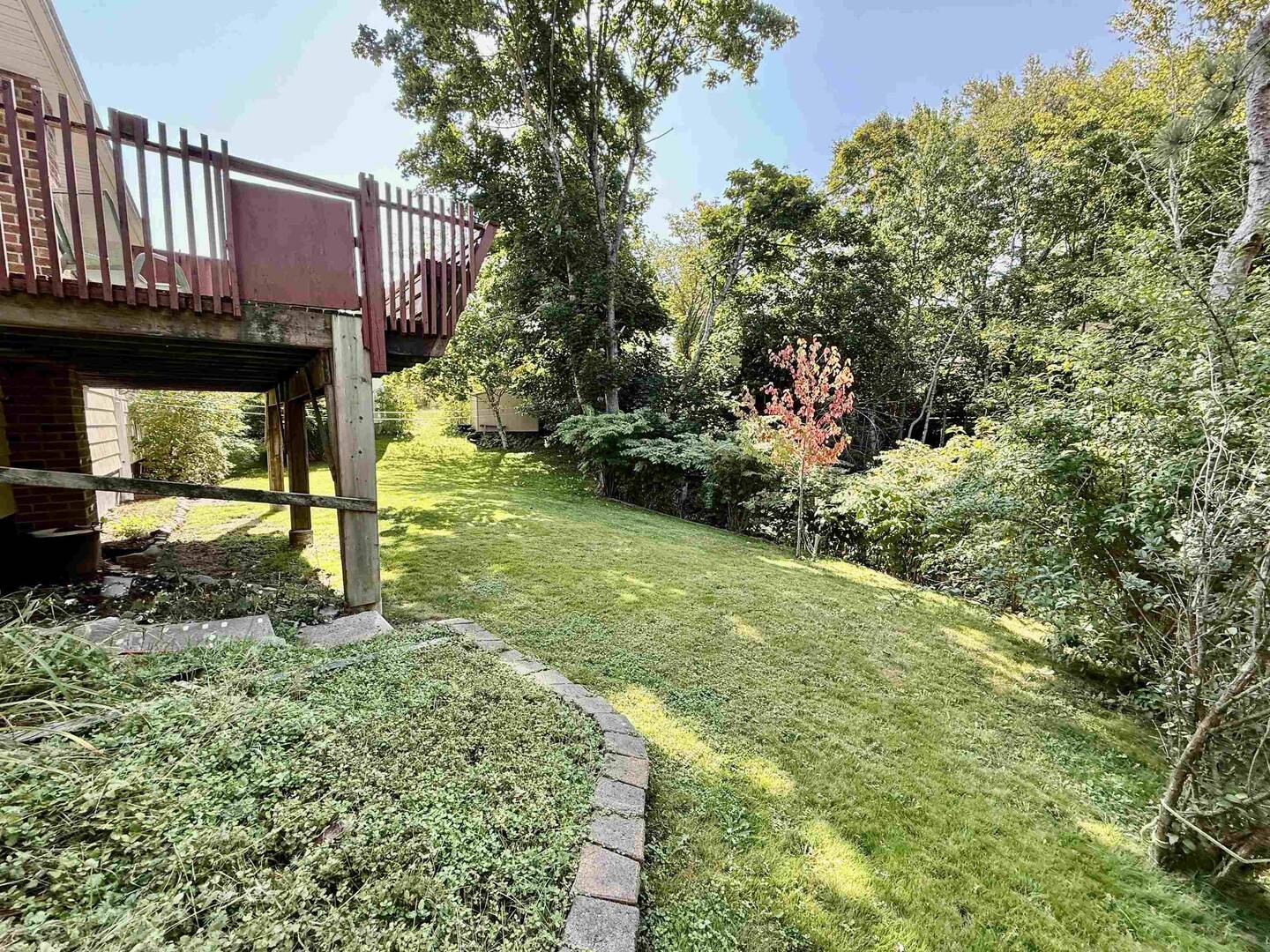 2 Laurentian Dr Halifax, NS B3M3G3
