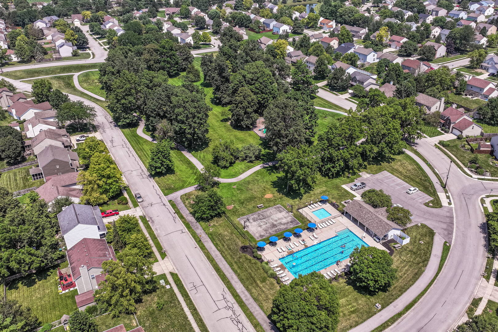 13044 Sweet Briar Pkwy  Fishers, IN 46038