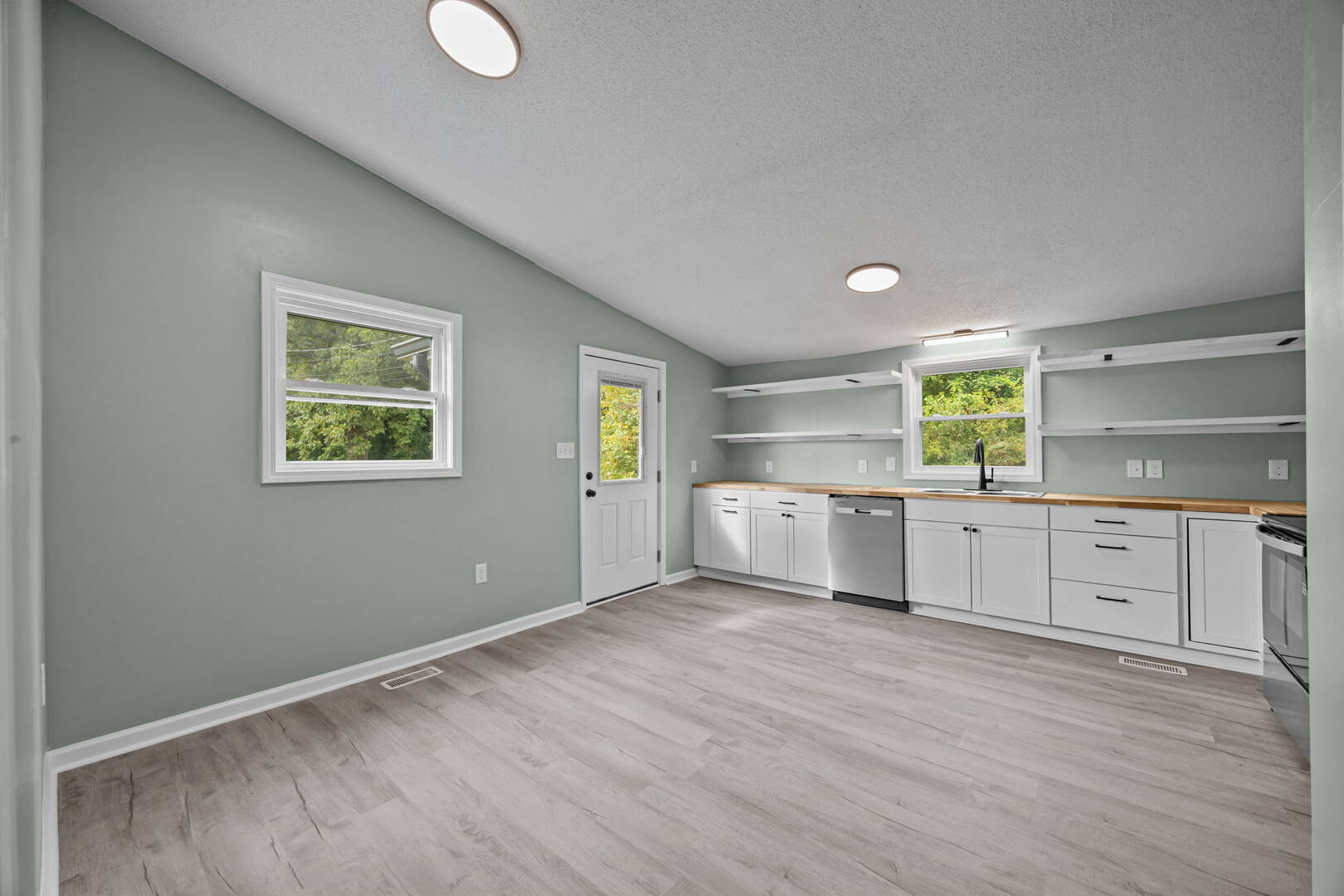 608 Montgomery Street Reidsville, NC 27320