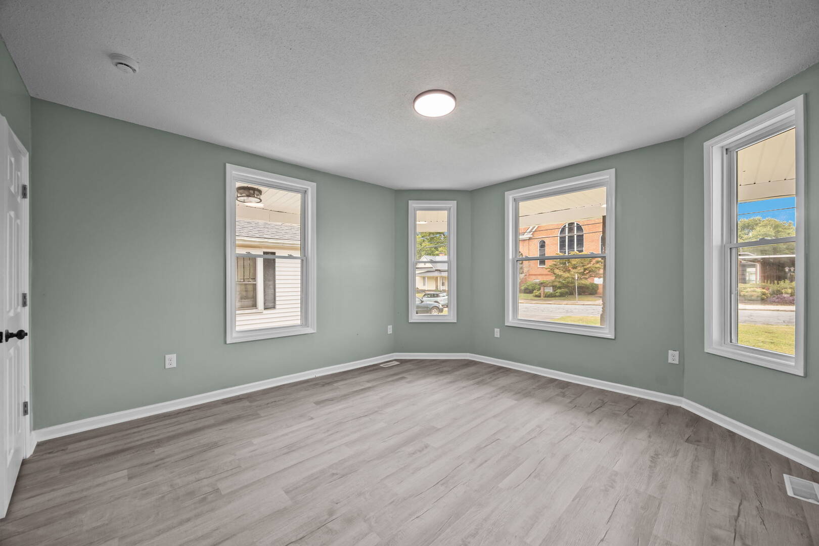608 Montgomery Street Reidsville, NC 27320