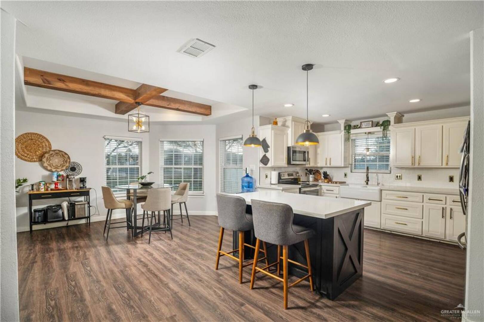 886 Quail Hollow Dr Weslaco, TX 78596