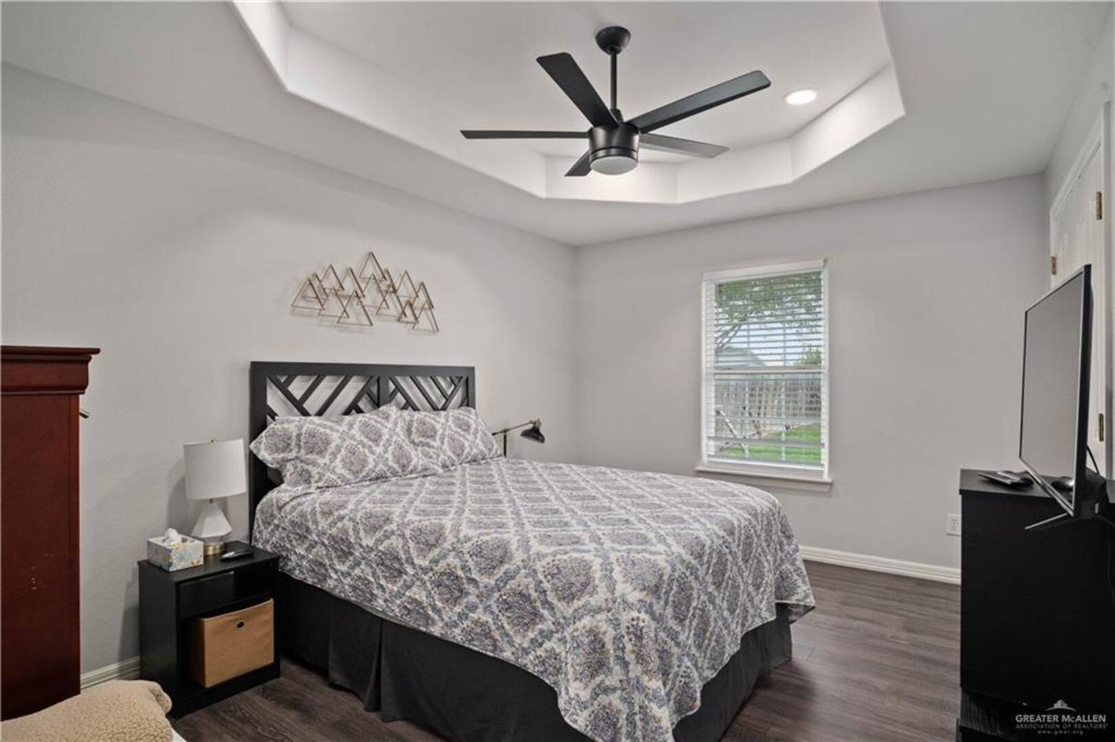 886 Quail Hollow Dr Weslaco, TX 78596