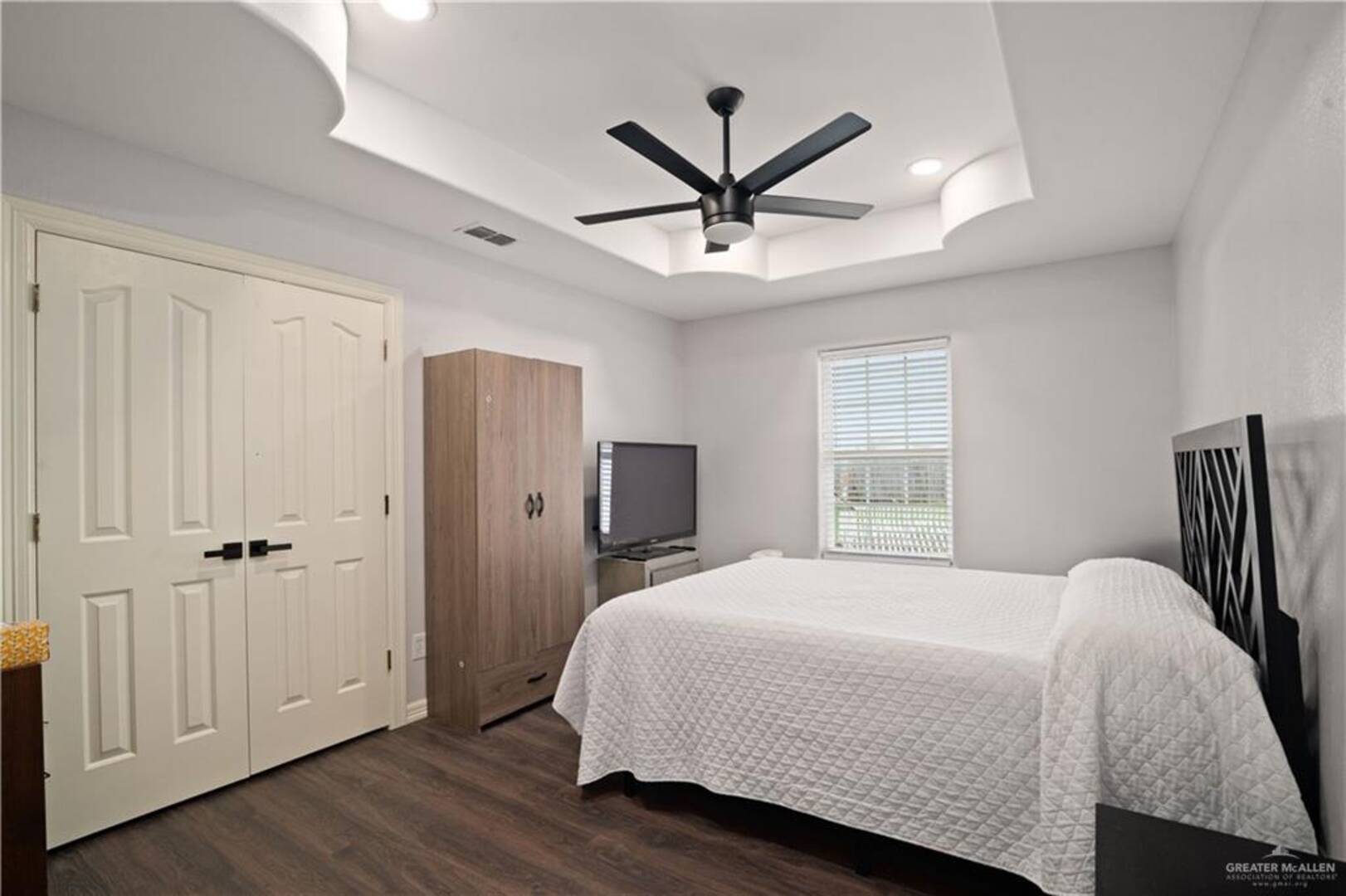 886 Quail Hollow Dr Weslaco, TX 78596