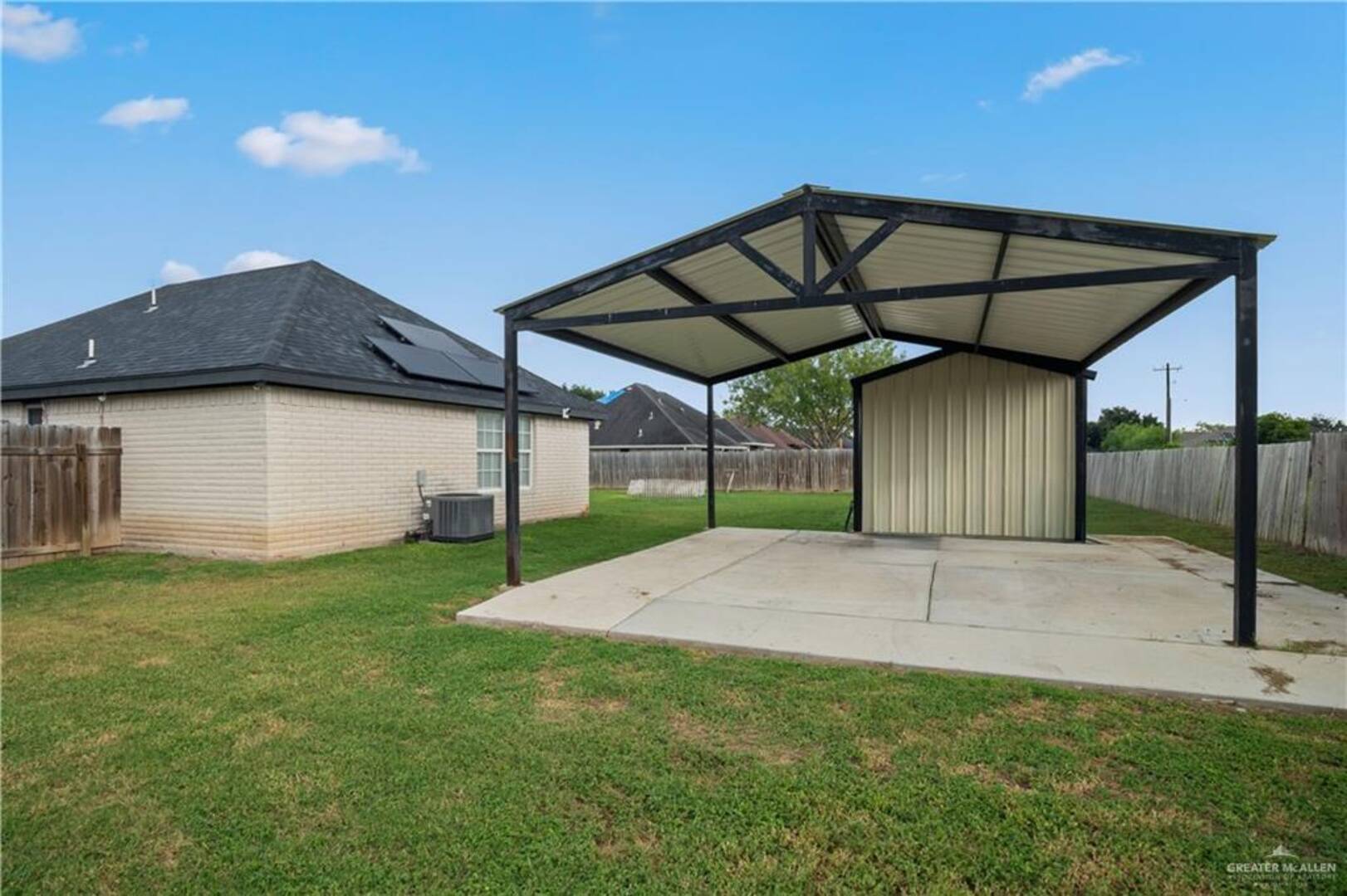886 Quail Hollow Dr Weslaco, TX 78596