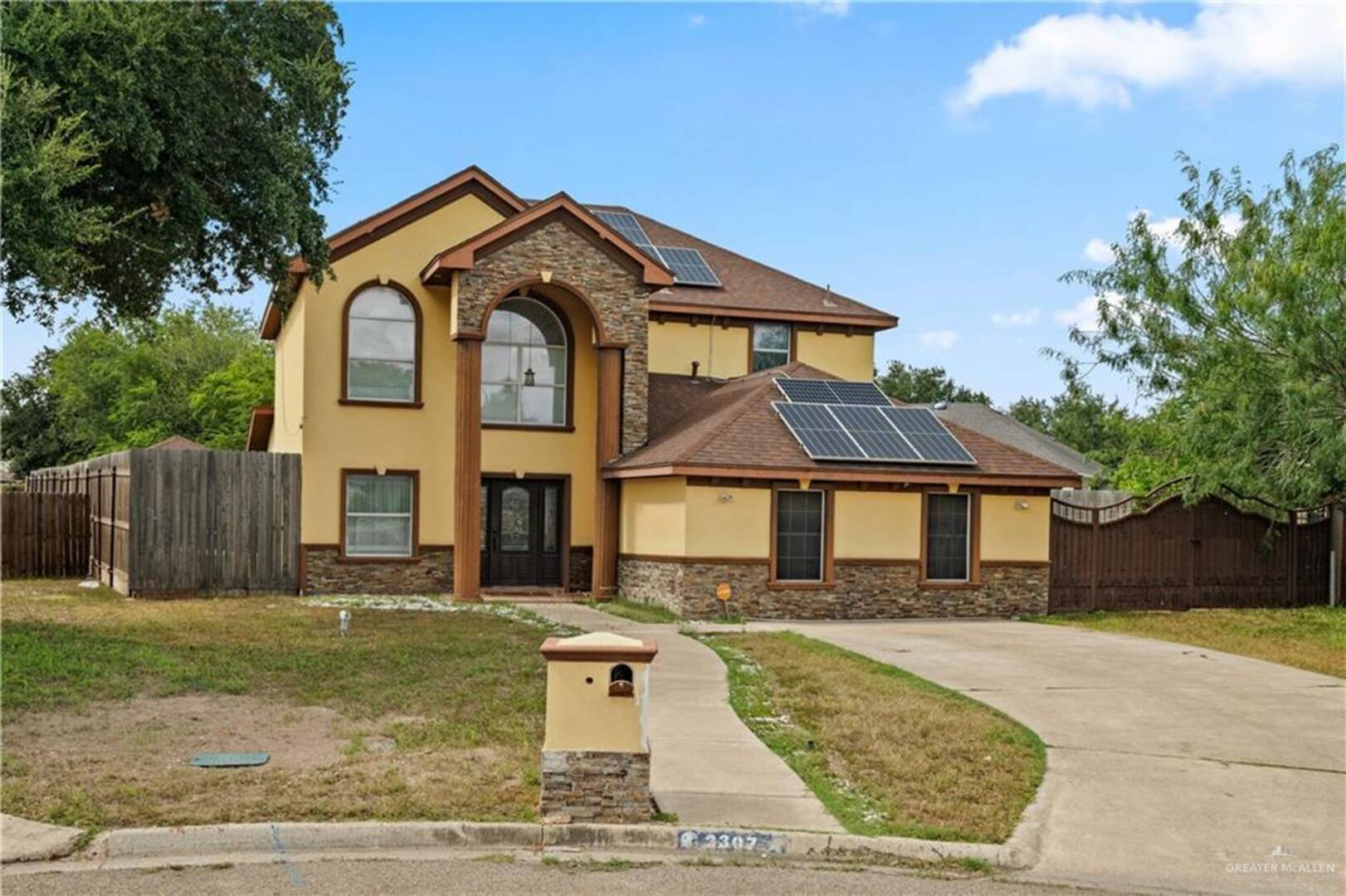 2307 E 27th St Mission, TX 78574