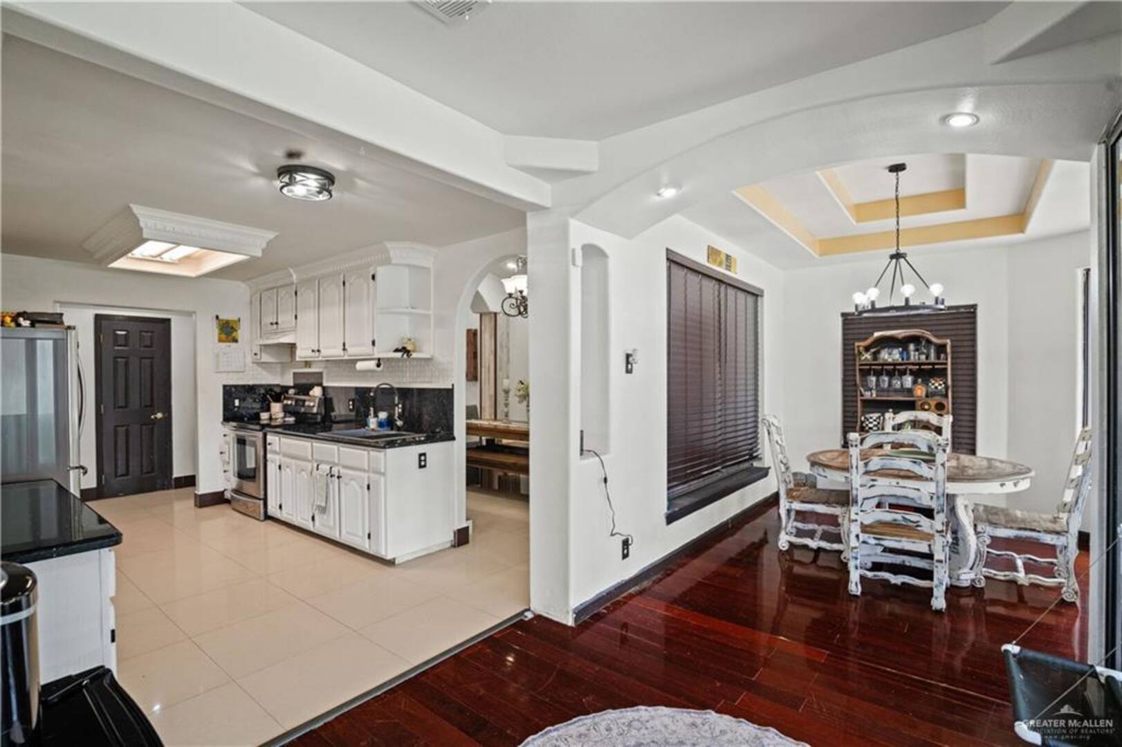 2307 E 27th St Mission, TX 78574