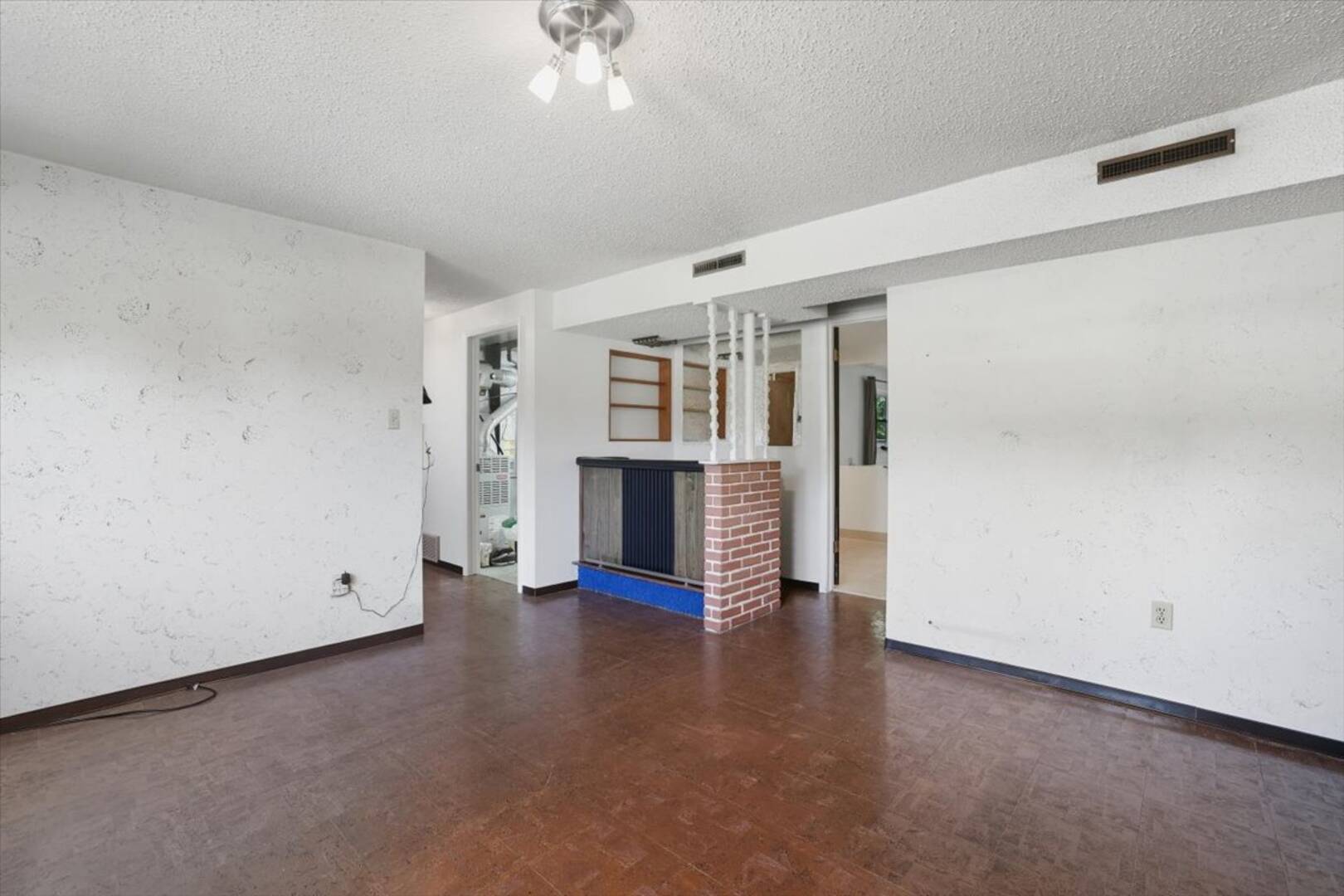 1735 Wooten Road Colorado Springs, CO 80915