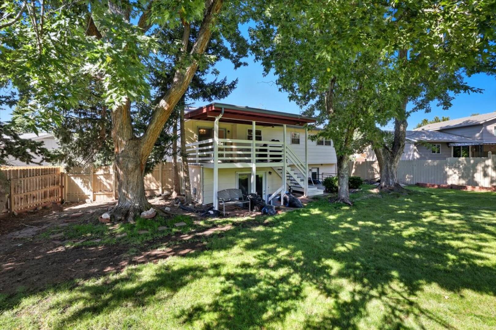 1735 Wooten Road Colorado Springs, CO 80915