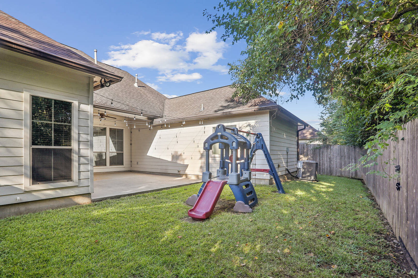 8127 Valencia Ct Baton Rouge, LA 70820