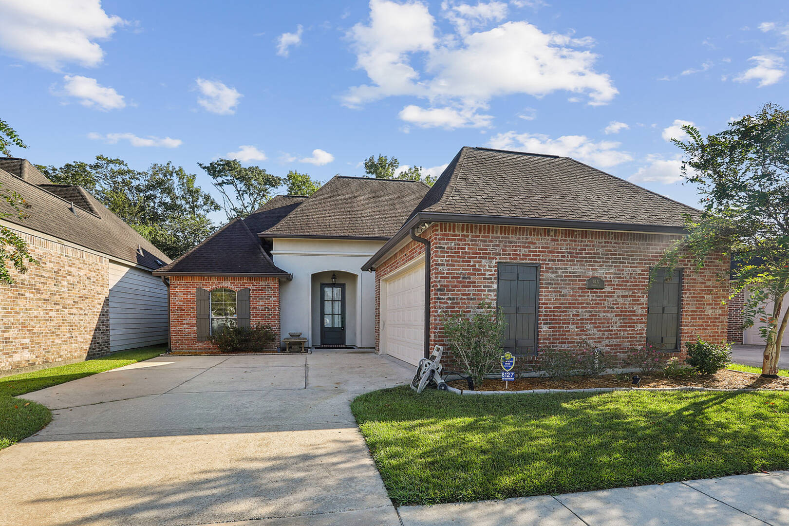 8127 Valencia Ct Baton Rouge, LA 70820