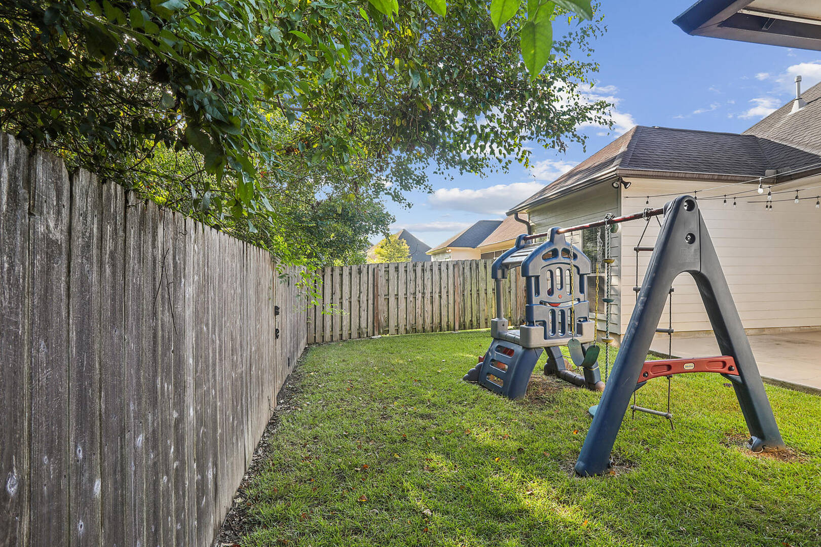 8127 Valencia Ct Baton Rouge, LA 70820