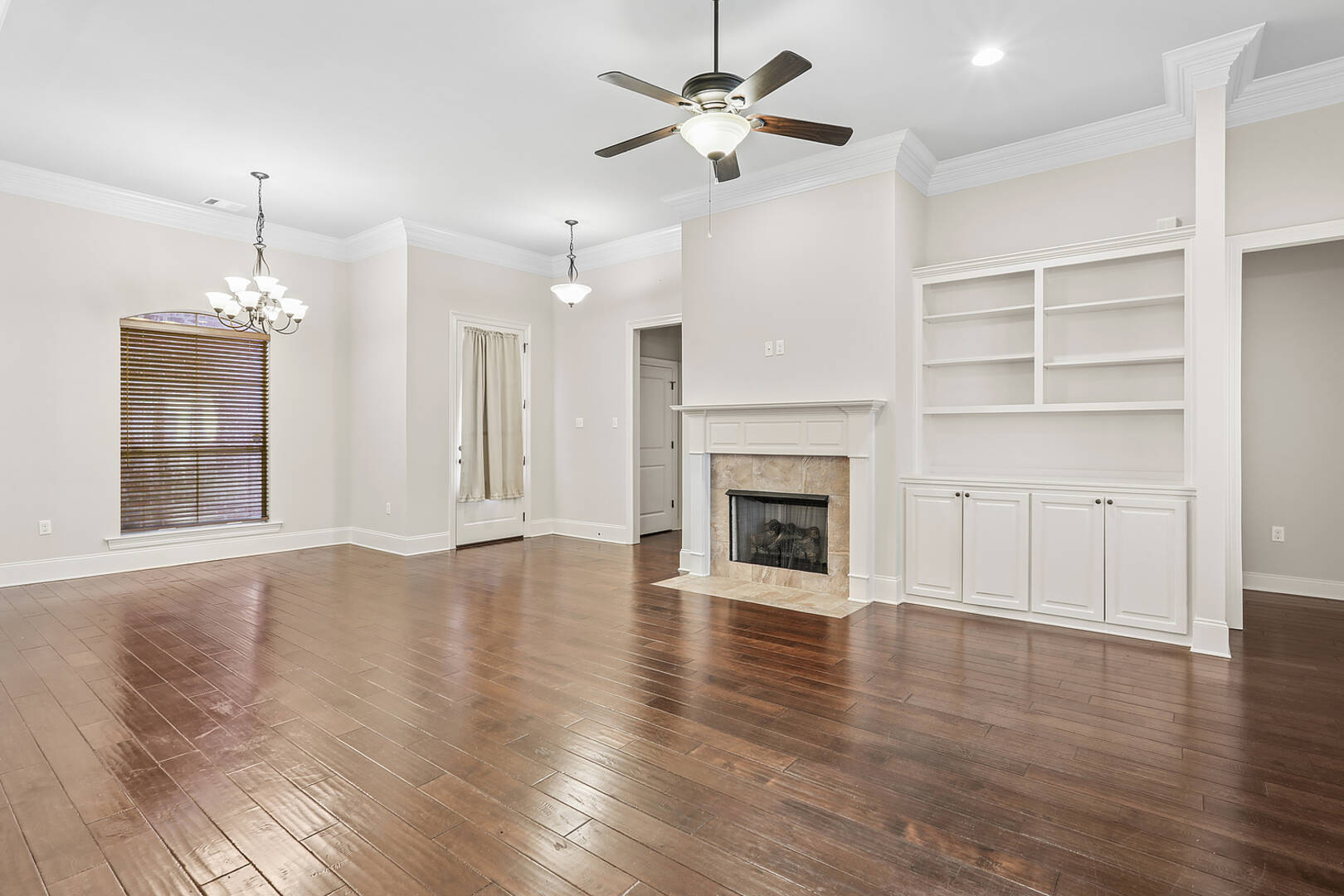 8127 Valencia Ct Baton Rouge, LA 70820