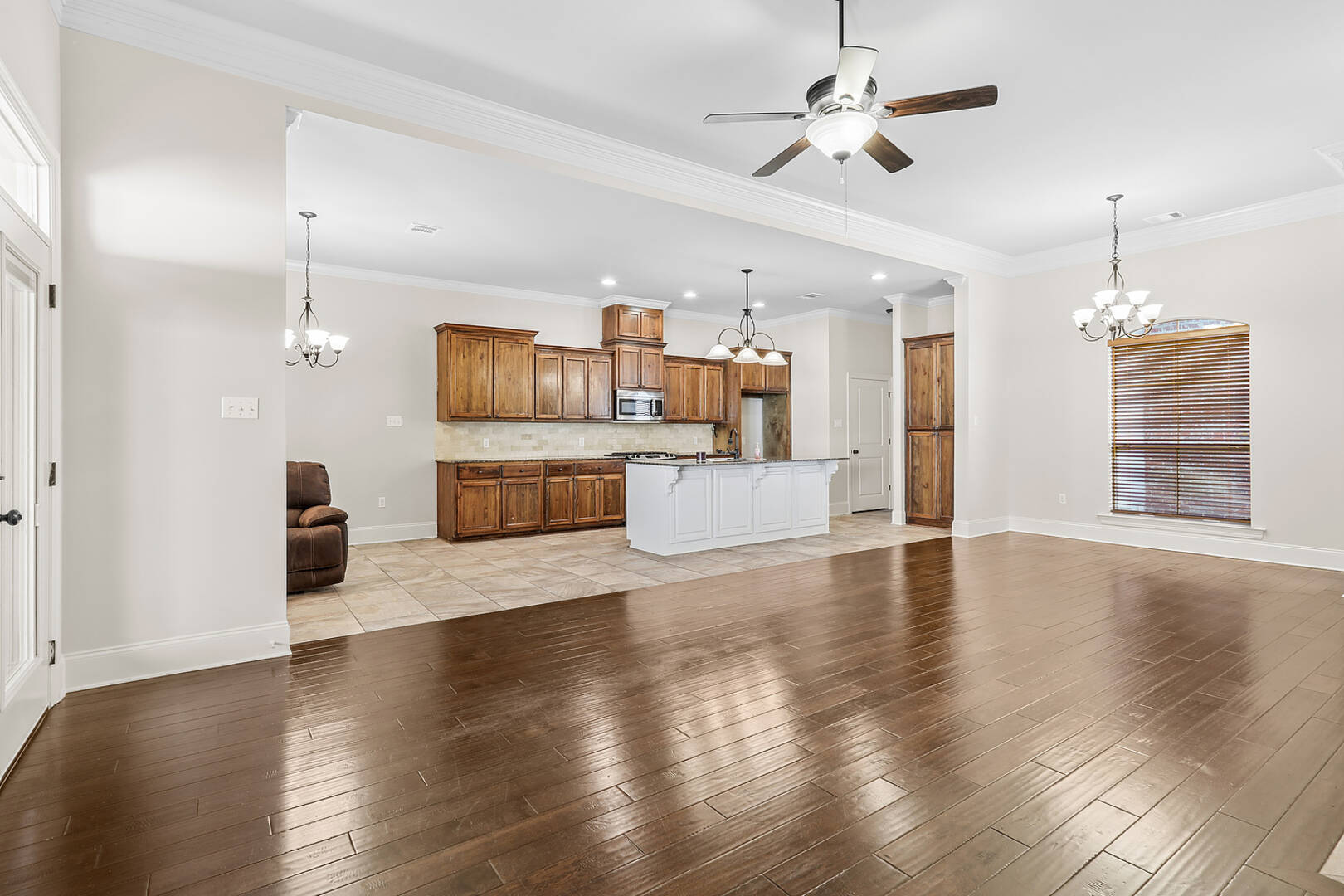 8127 Valencia Ct Baton Rouge, LA 70820